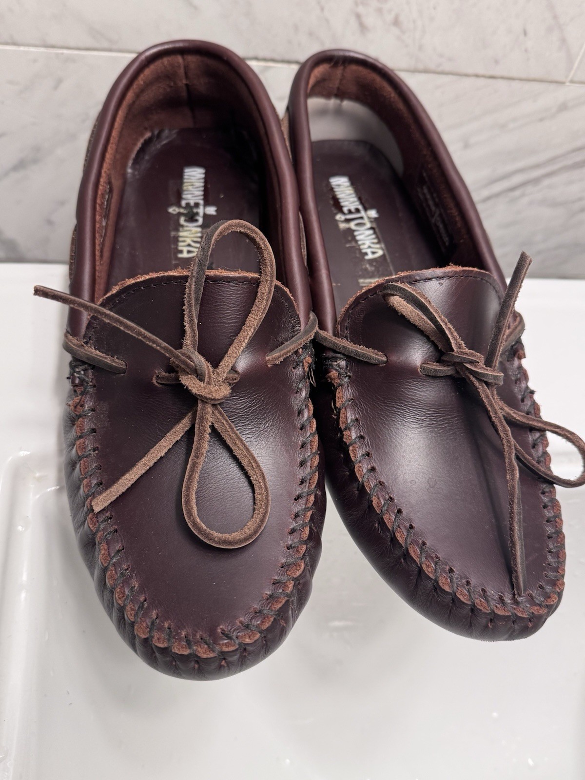 Minnetonka Women’s Driver Loafer Moccasin !burgundy Brown Slip-On USA 8.5