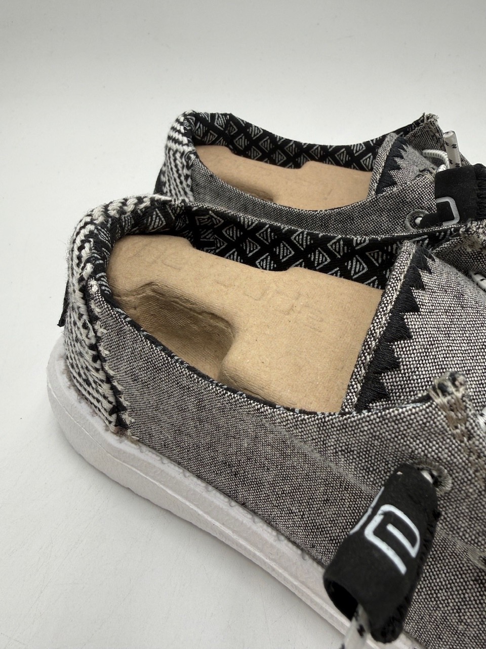 Hey Dude WENDY CHAMBRAY ONYX Women’s NEW Slip On Grey Multiple Sizes