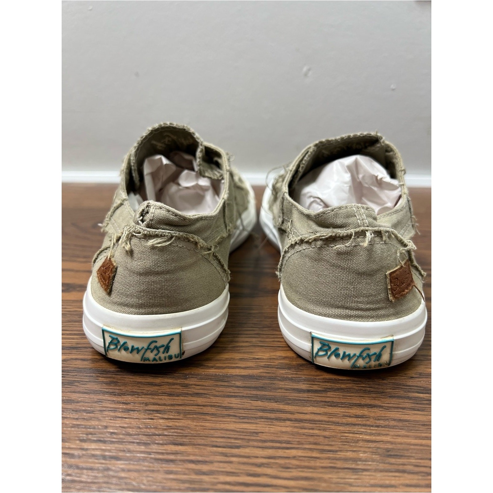 Blowfish Malibu Marley slip-on sneakers, distressed green size estimated 8.5