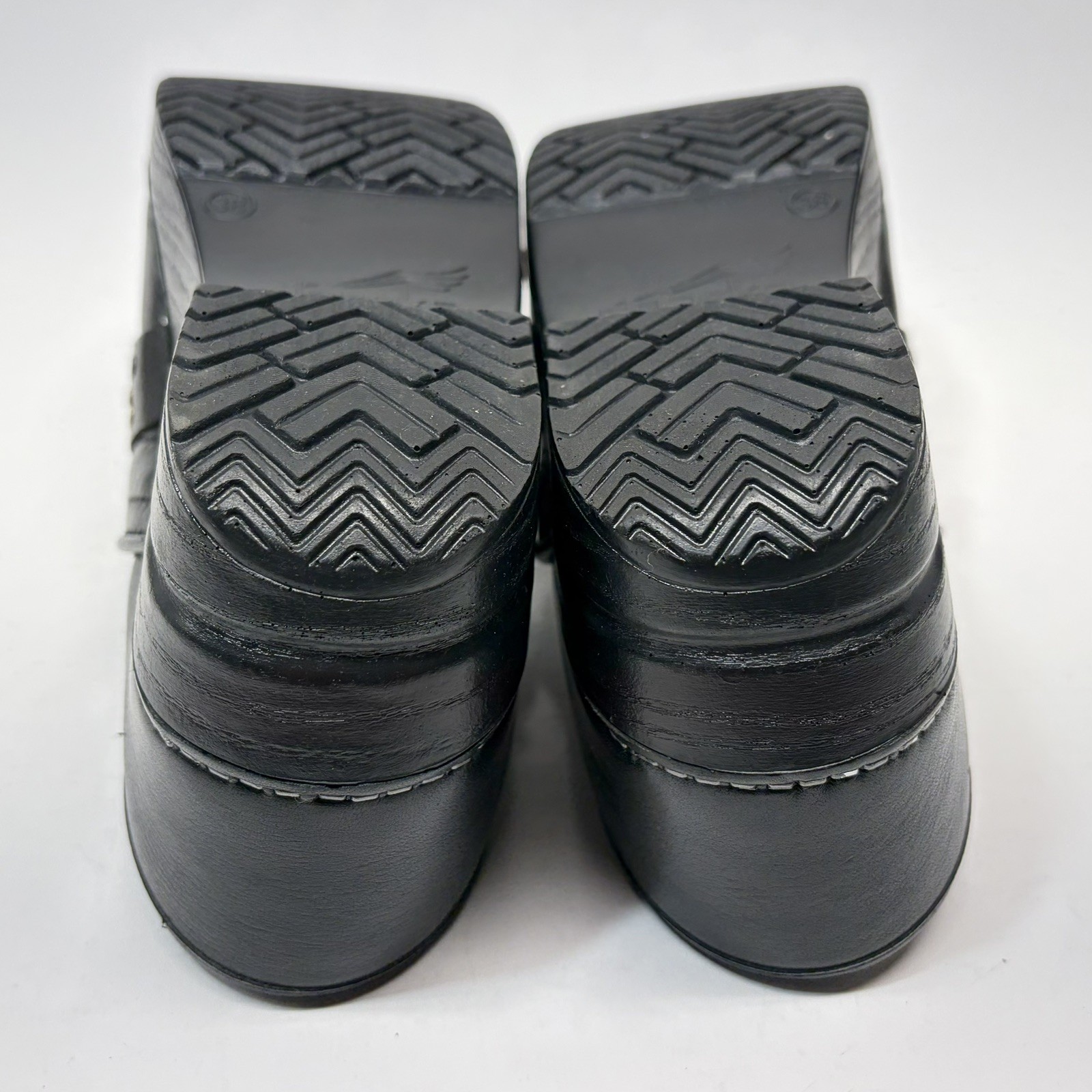 Dansko Pavan Clogs Black Leather Studded Strap Comfort Shoes Walking Size 38