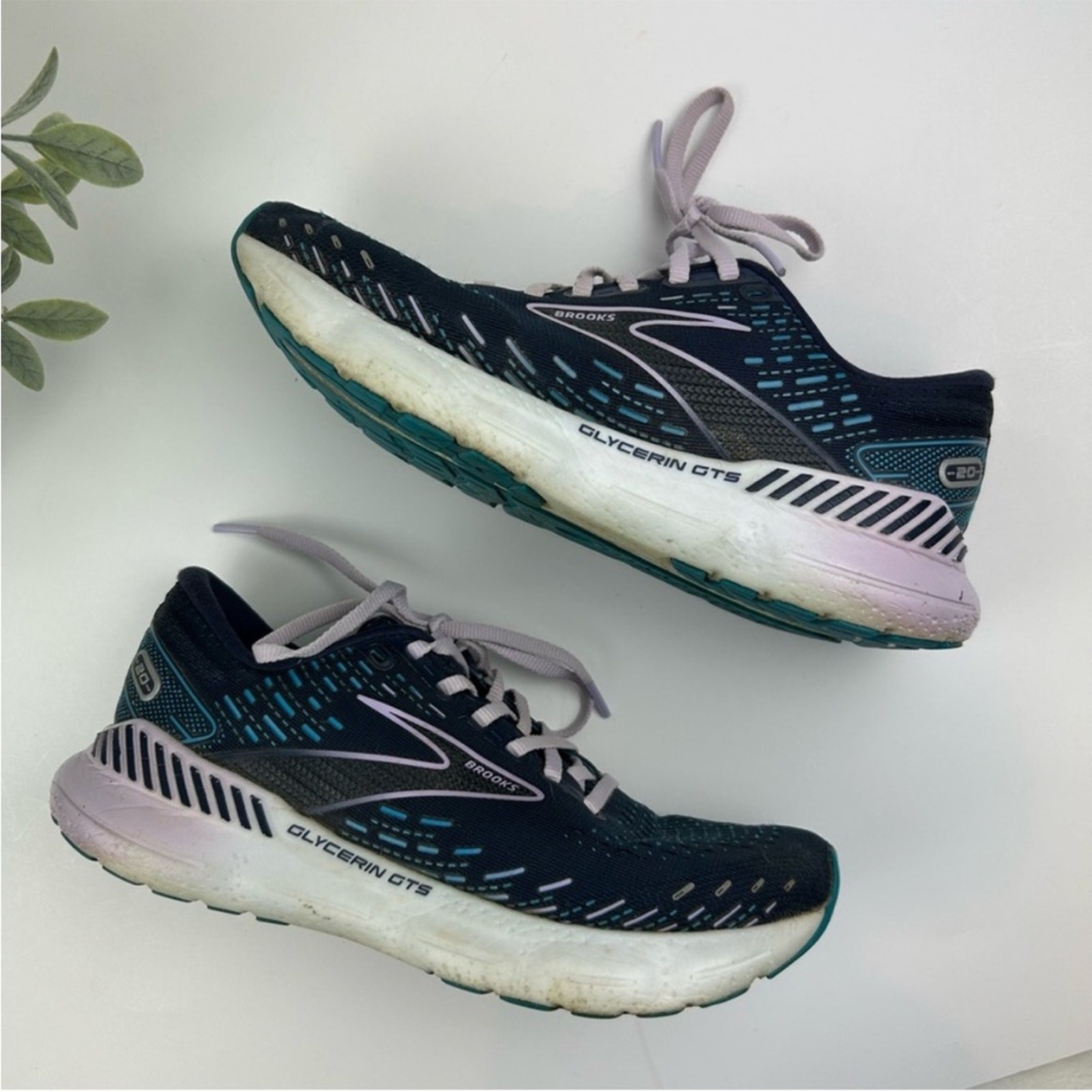 Brooks Glycerin GTS 20 Running Shoe Women’s Size 7 Wide Navy/Blue/Light Purple