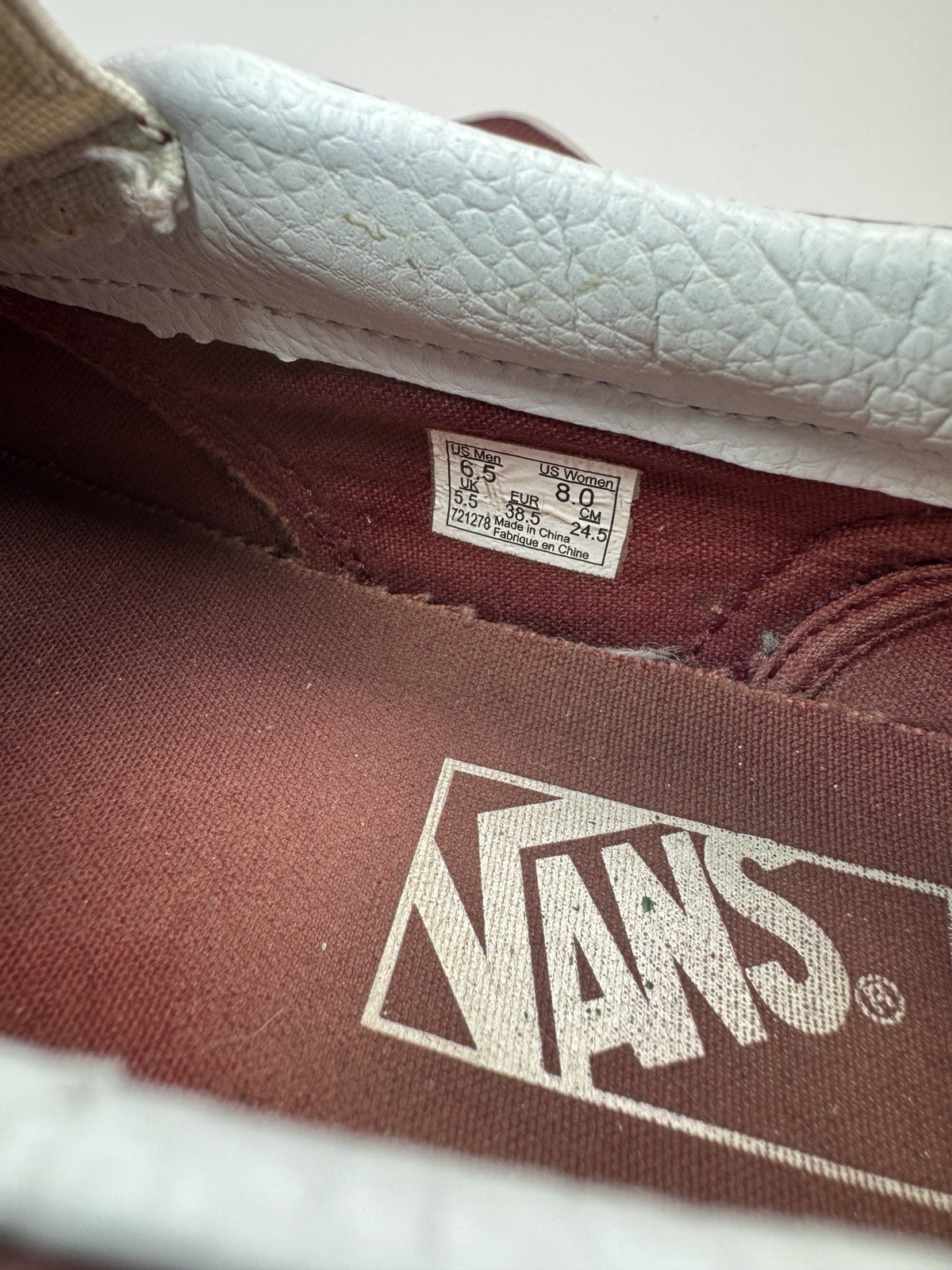 Vans Classic Slip On Perforated Leather Burgundy Red Womens Casual Shoes Size 8