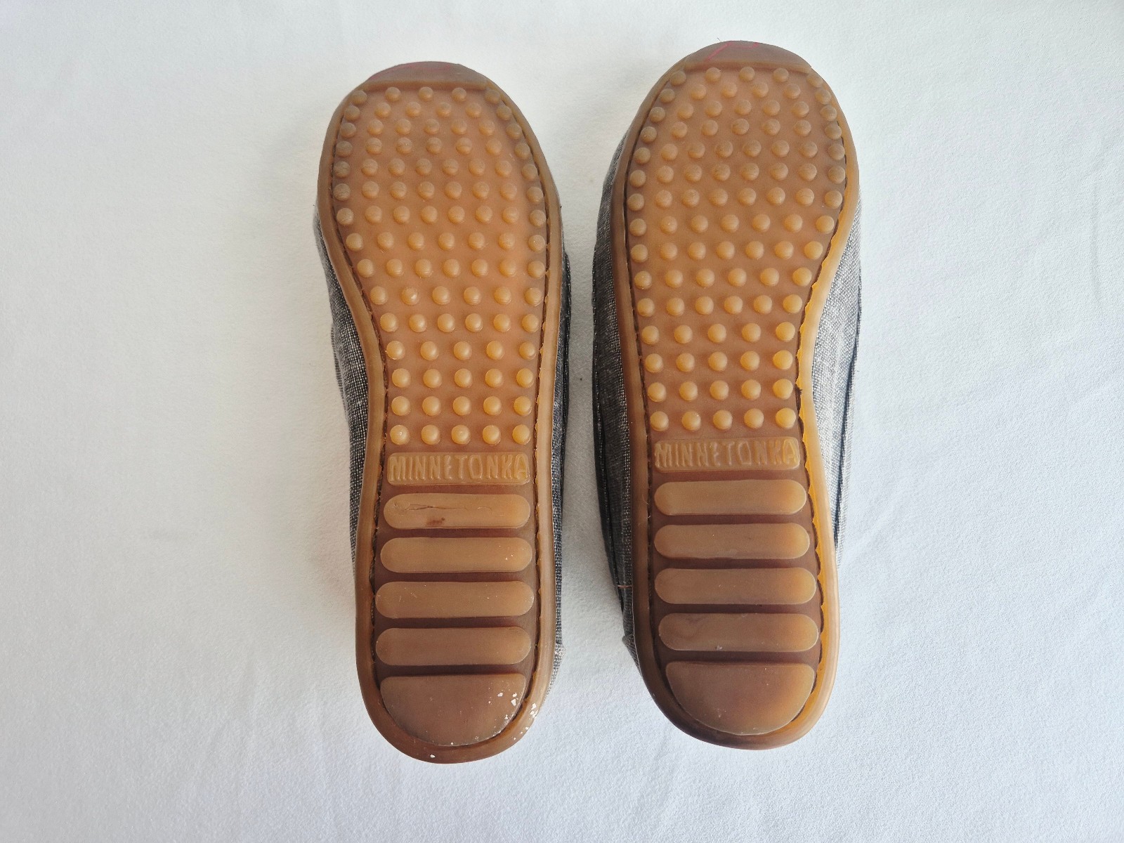 Minnetonka Canvas Rawhide Lace Moccasin Shoe Comfort Lightweight Grey Womens 6.5