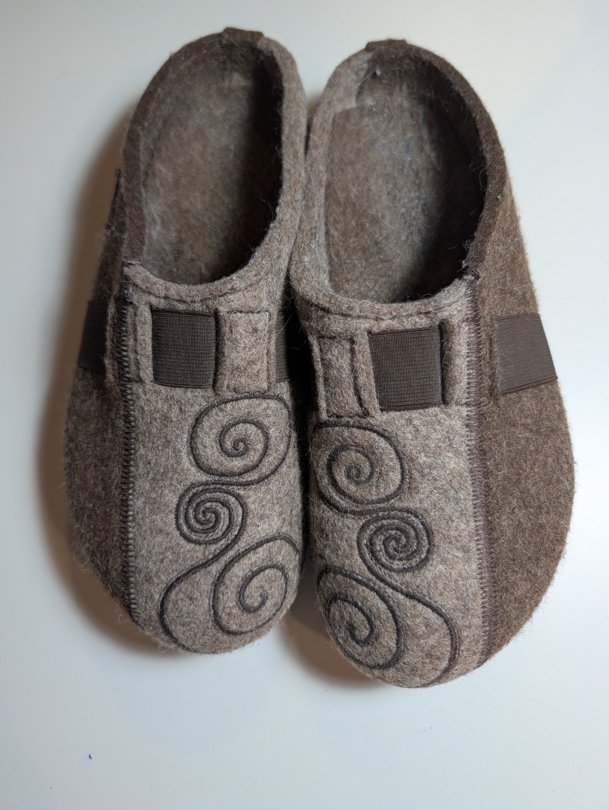 Haflinger Woman’s Size 37(7) Grizzly Magic Wool Clogs