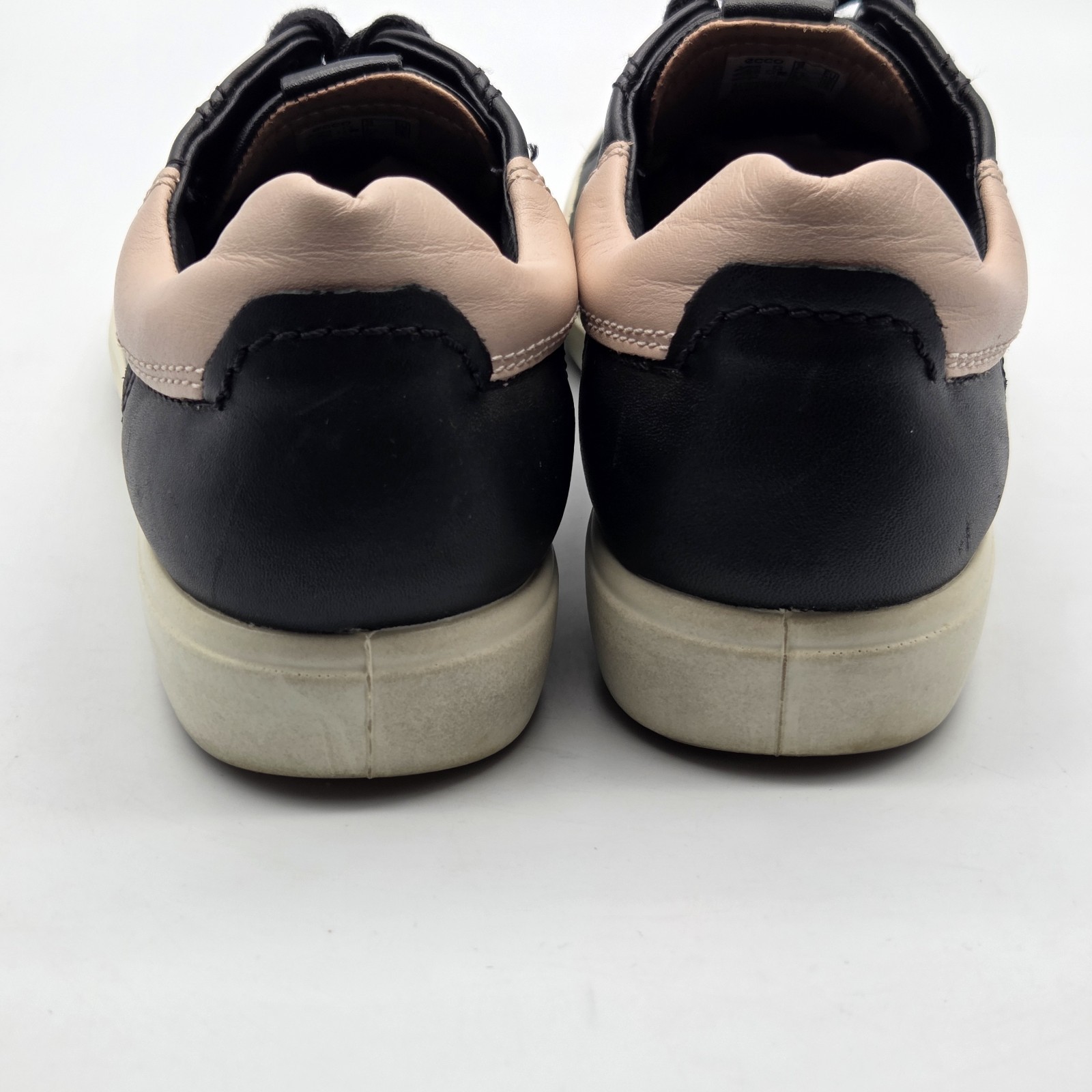 ECCO Soft 7 Easy Slip Black Leather Low Top Tie Sneakers Women’s Size 7.5 EU 38