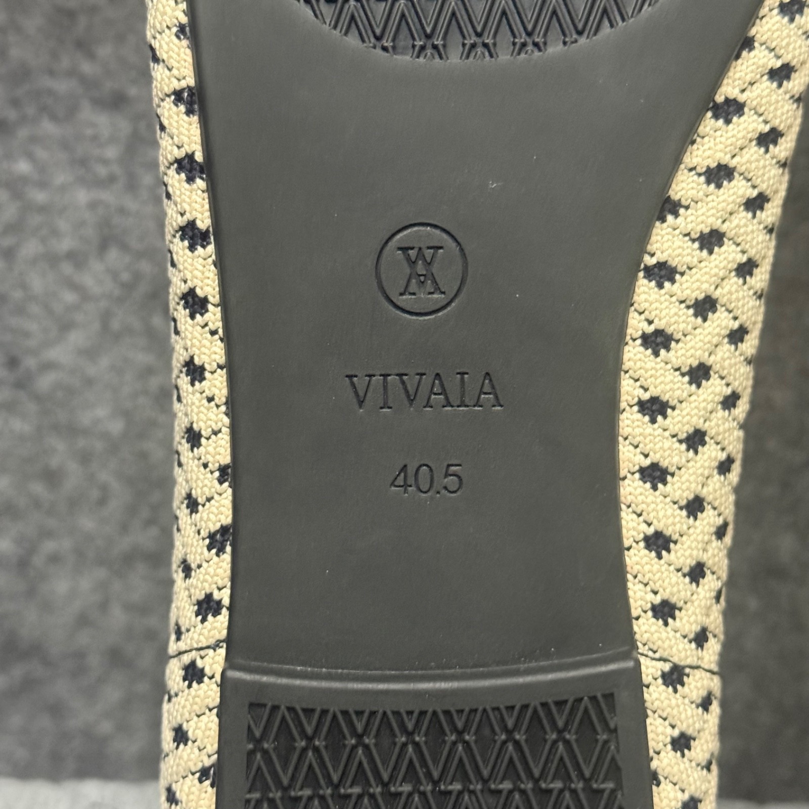Vivaia Audrey Round-Toe Woven Knit Geometric Pattern Loafer Womens Size 9-9.5