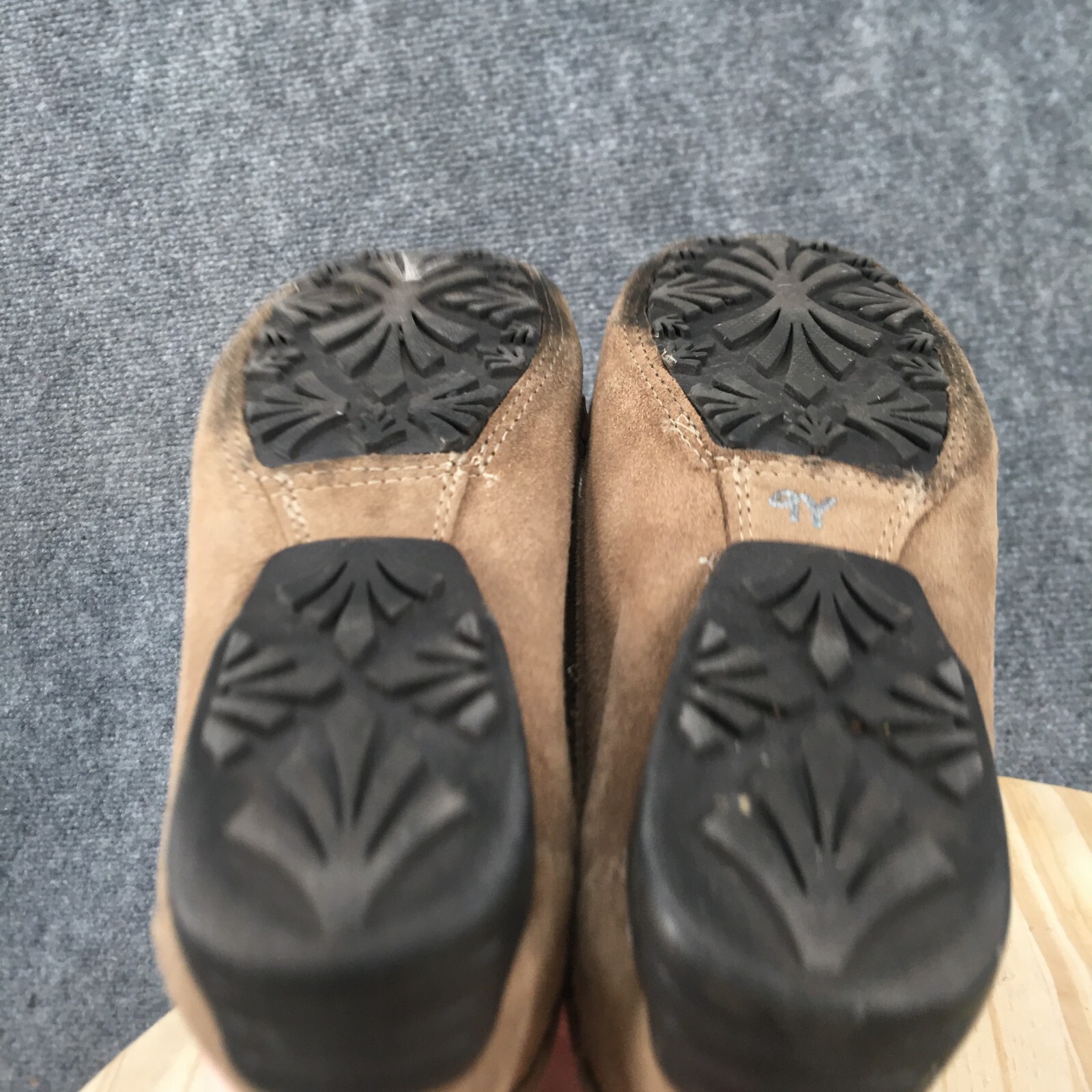 Kelly & Katie Shoes Womens 6.5M Glenn Loafers Brown Leather Slip On Casual Flats
