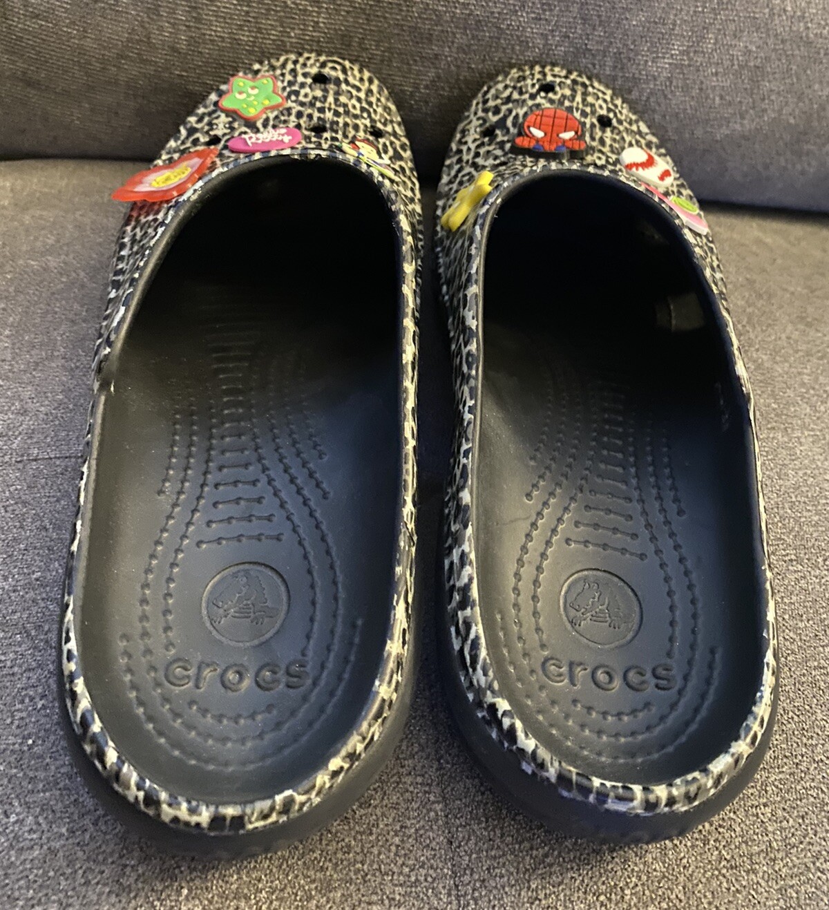 Crocs Black & Gray With Decorative Pins Size 10