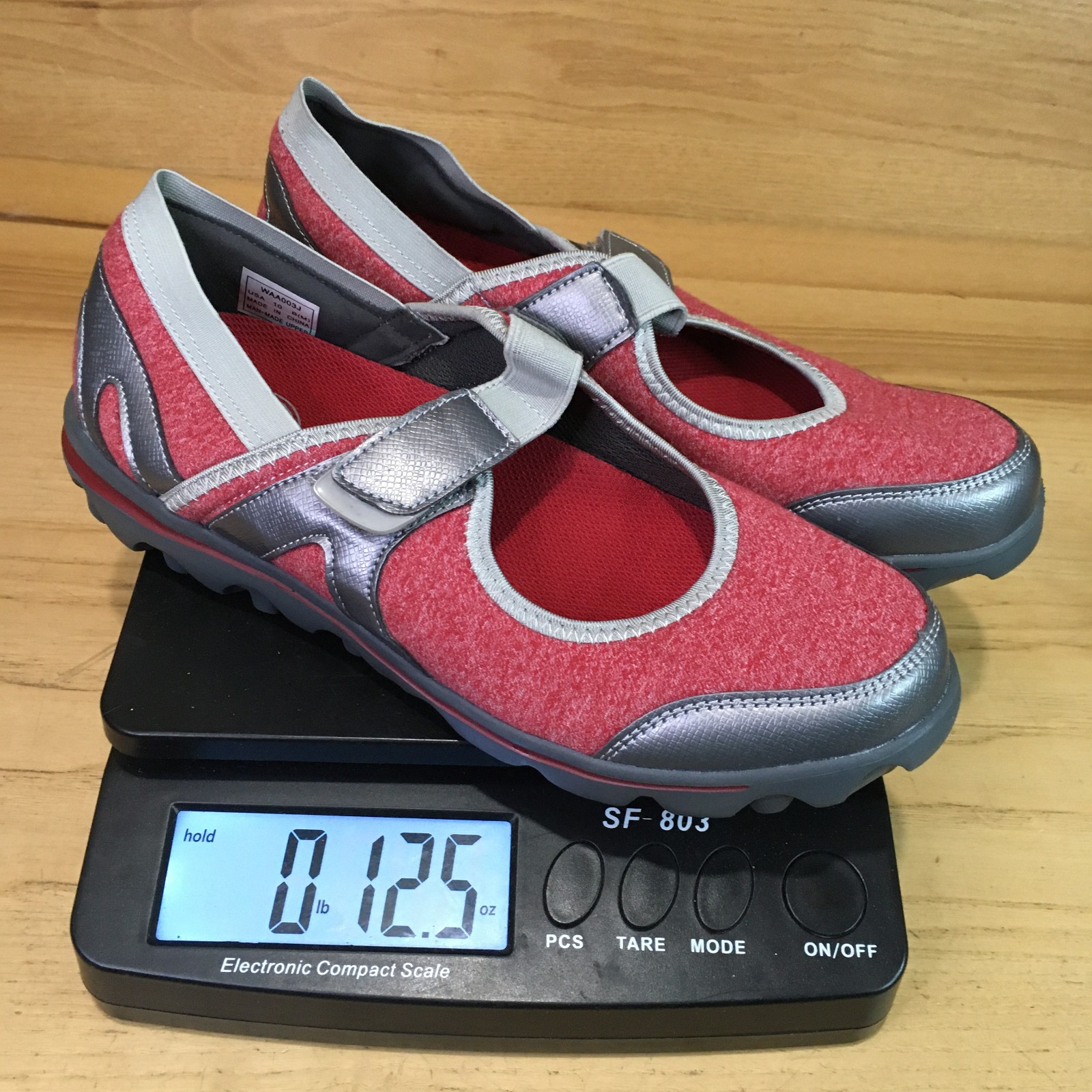 Propet Onalee Red / Silver Stretch Jersey Mary Jane Diabetic 10 B (M)