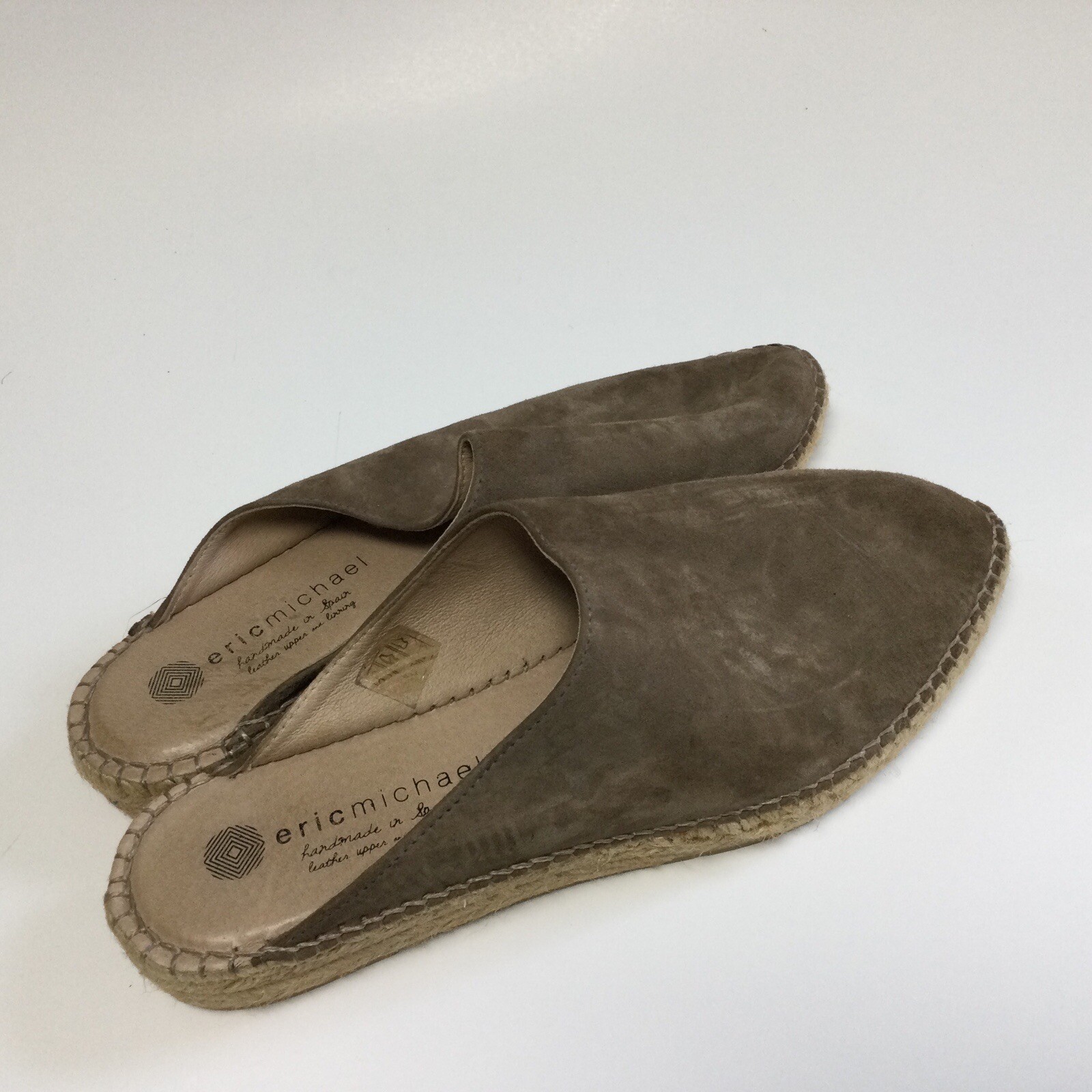 Eric Michael Espadrille Woman Suede Slip On Mule Shoe Size 40 US 9 Mauve Beige
