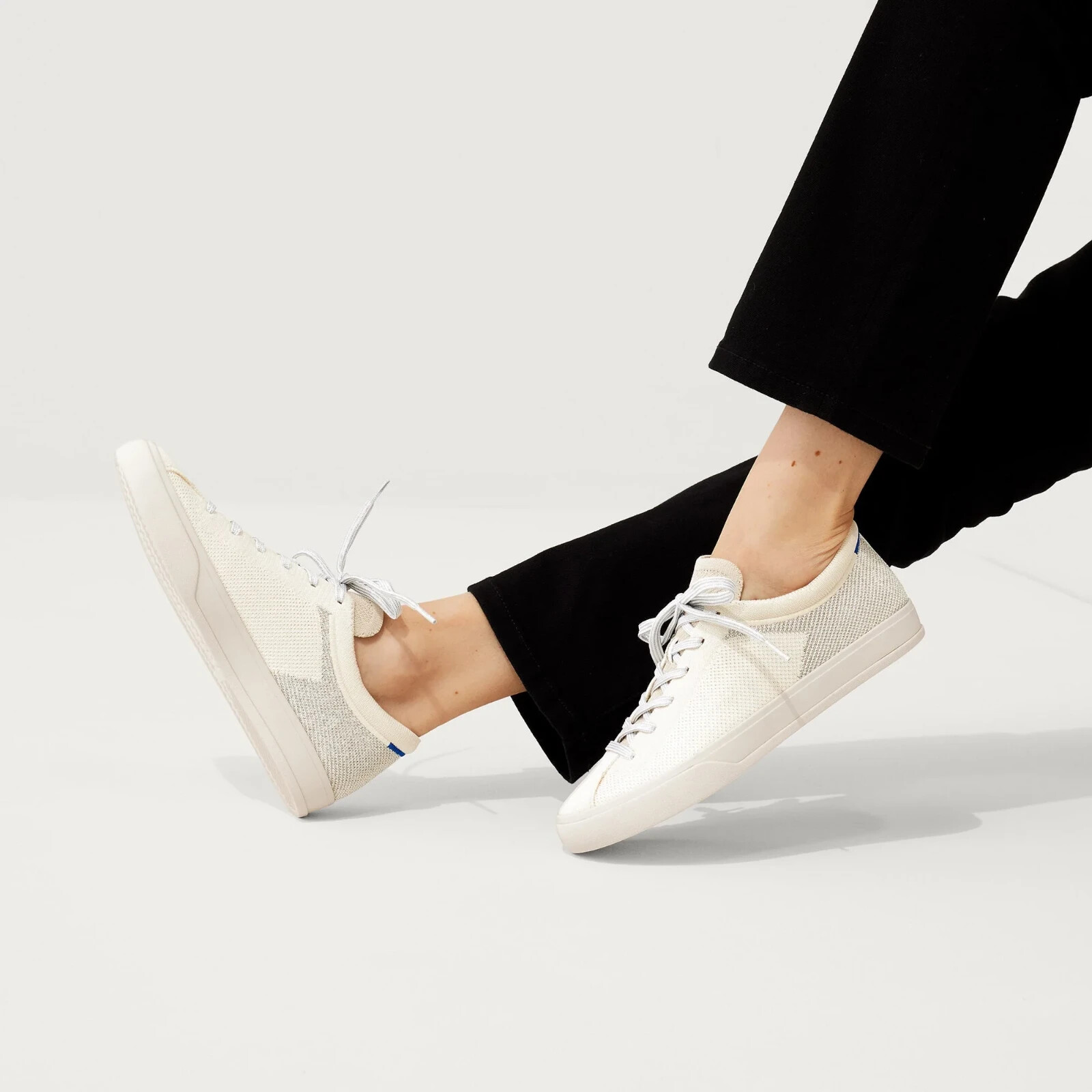 NEW ROTHYS The Lace Up Sneaker Diamond Twill CASUAL SHOES WHITE IVORY SIZE 5.5