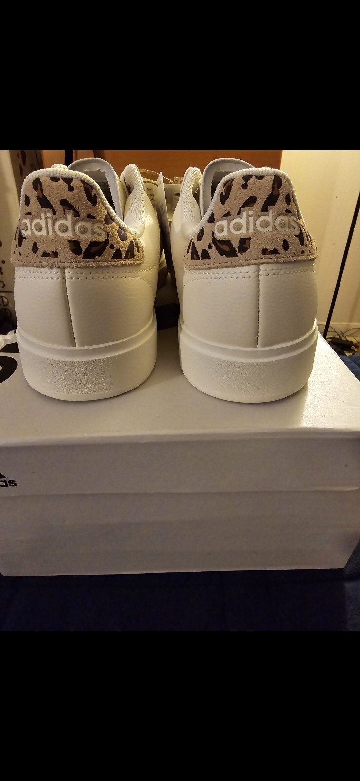 Adidas FIRE! NIB! Grand Court 2.0 #IH7761 in Magic Beige/Matte Gold. Sz 11. R2S!