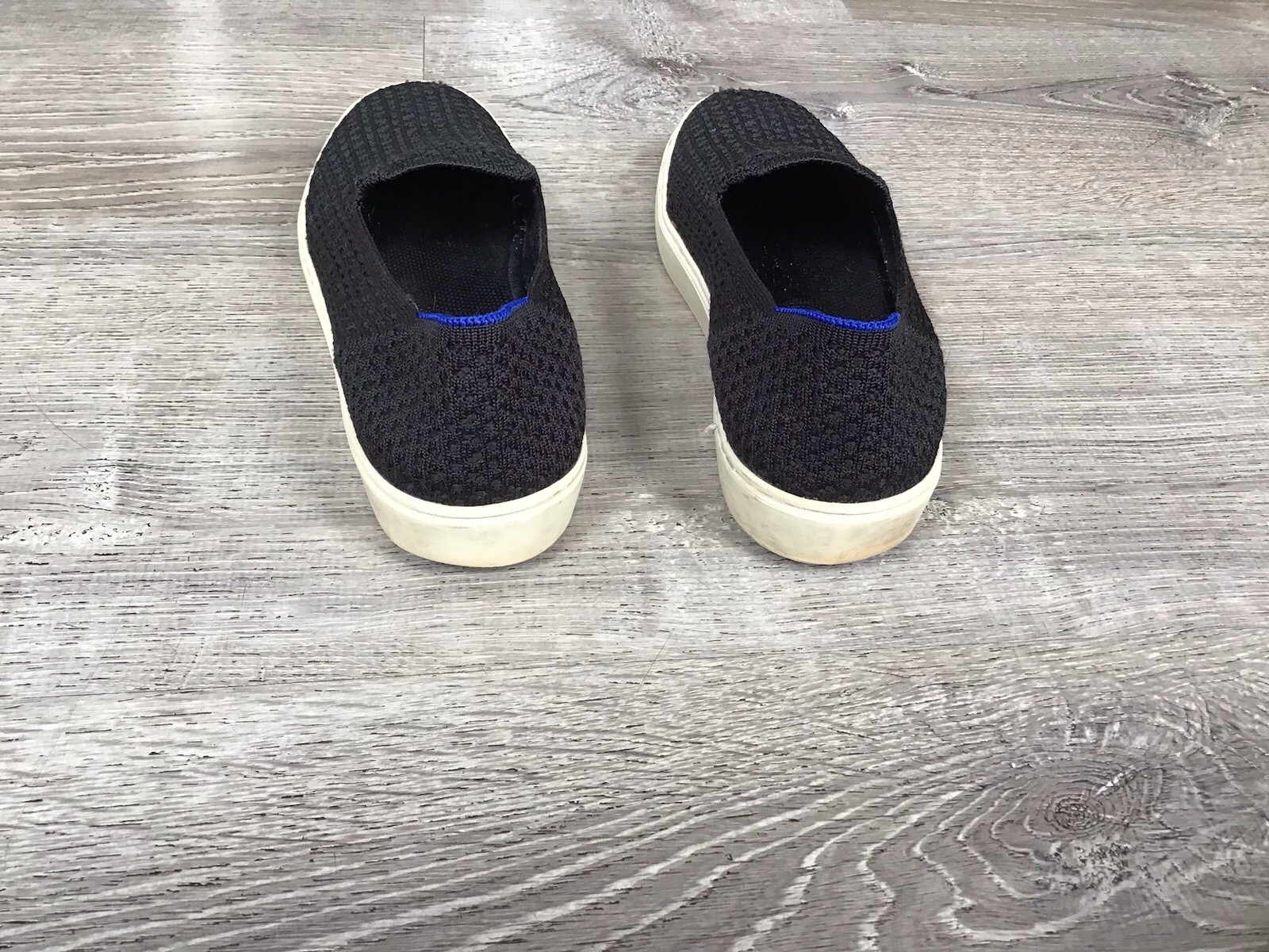 Rothys Womens Size 7.5 Sneakers Black Knit Slip On Flat Casual Comfort Shoes
