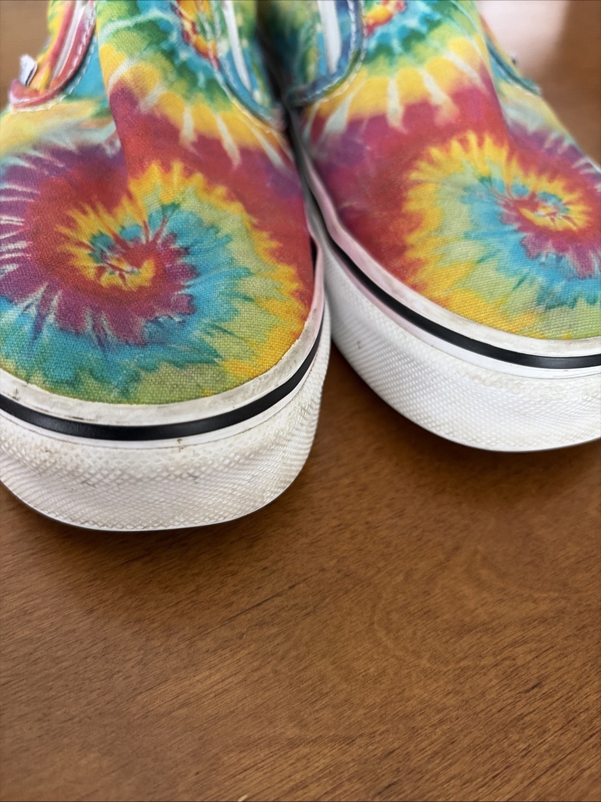 Vans Rainbow Tie-Dye Classic Slip-On Skate Shoes Size M 5 W/6.5