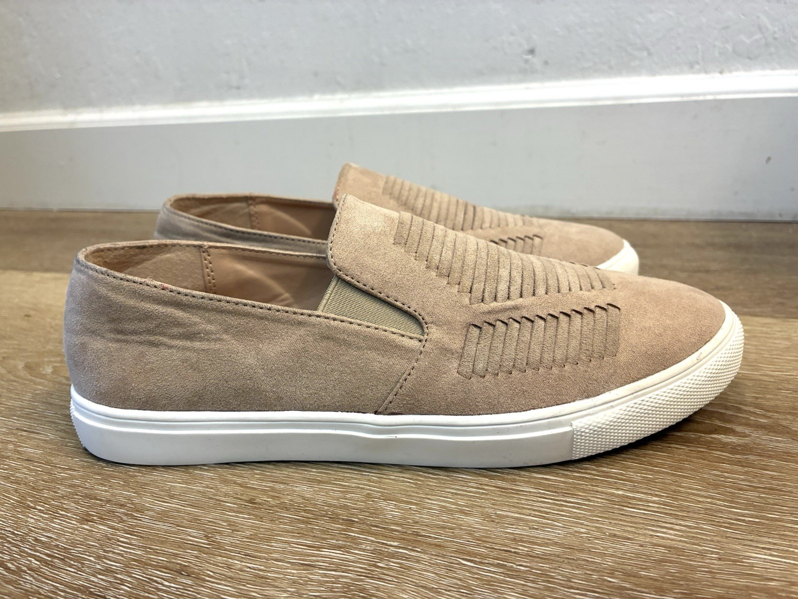 Carlos Santana Men’s Taupe Suede Slip-On Sneakers Size 7 Casual Comfort