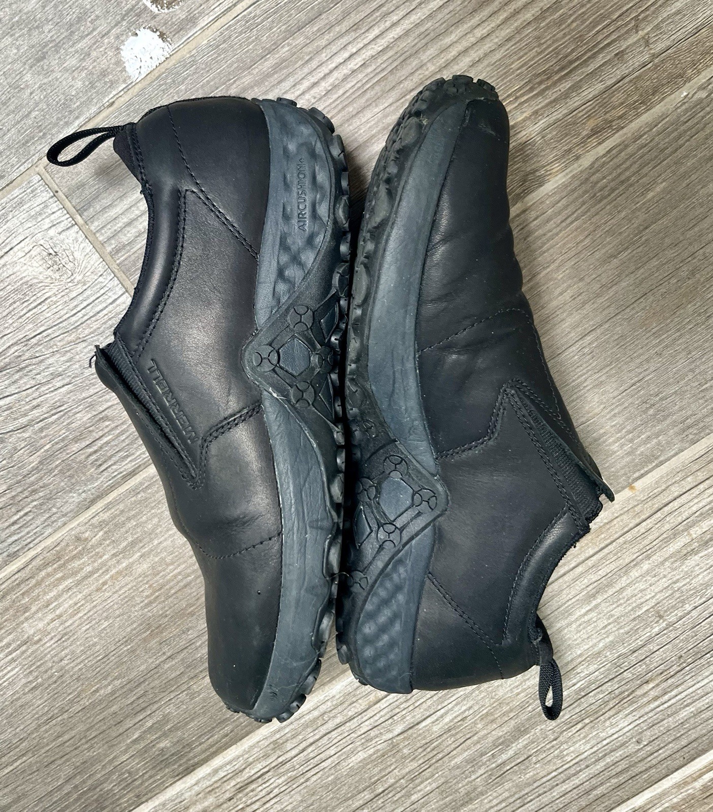 Women’s Merrell Black Leather Jungle Moc Heavy Duty Soles Size 9.5