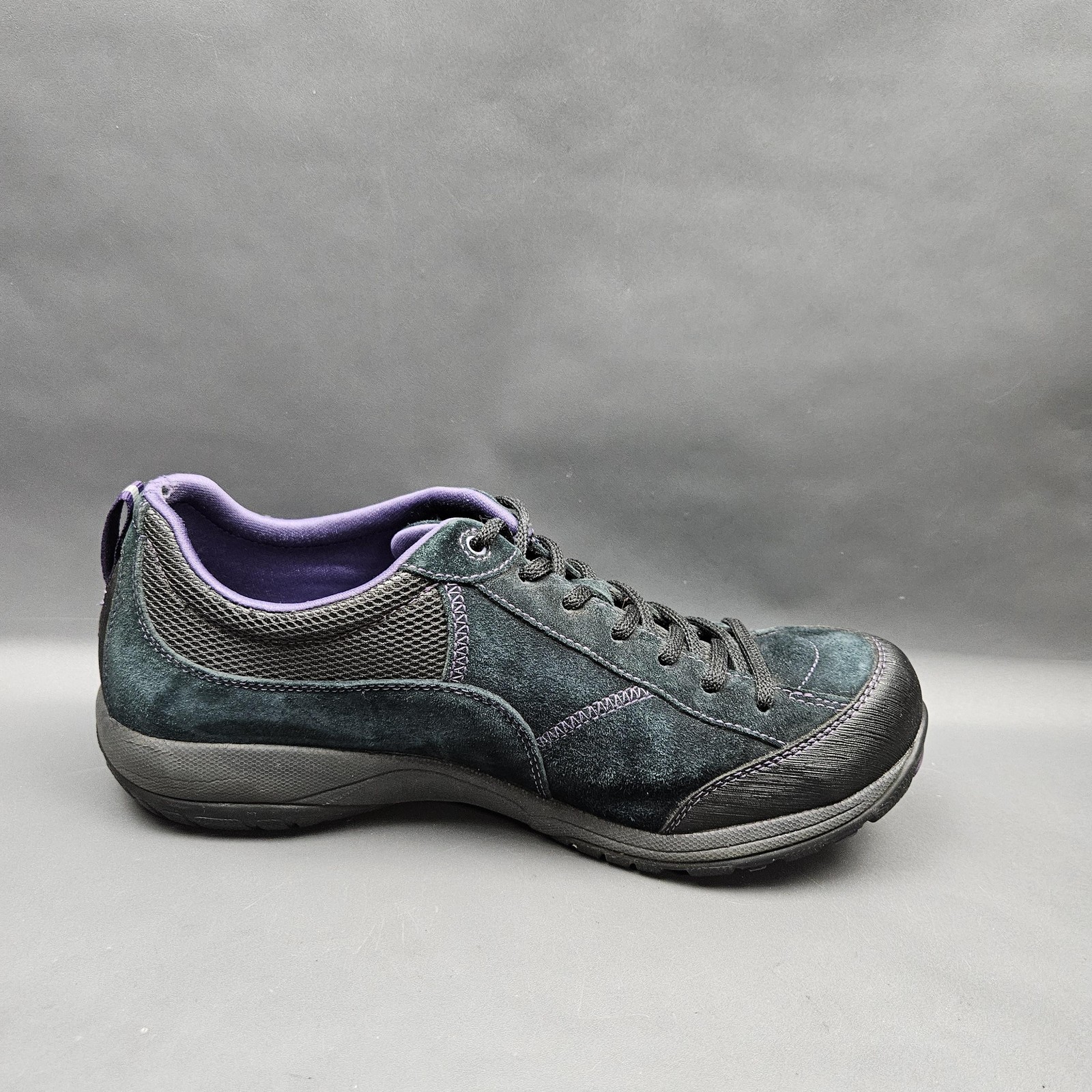 Dansko Paisley Shoes Womens 11 EU 41 Black Waterproof Vibram Walking Hiking