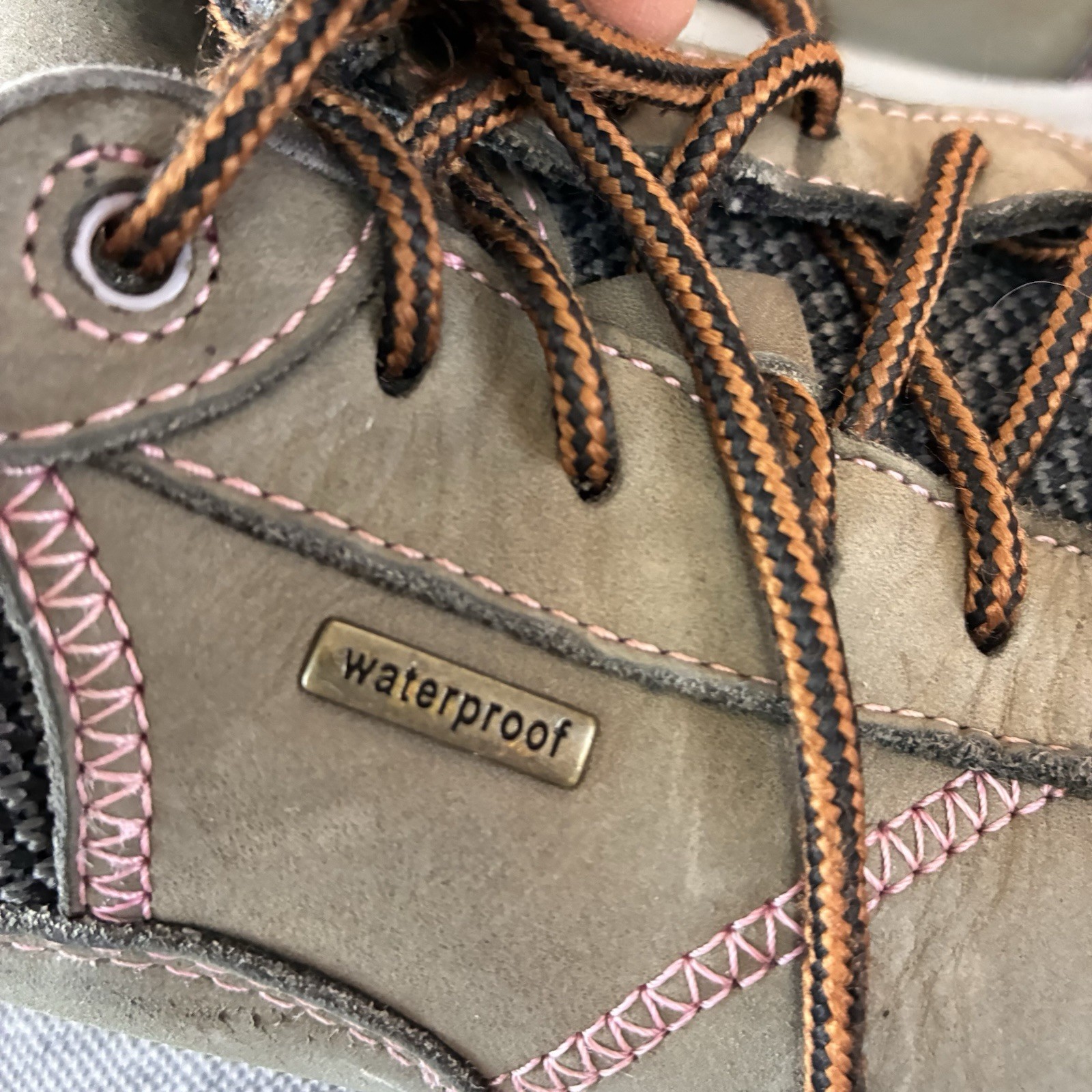 Dansko Paisley II Waterproof Women’s Hiking Walking Shoes Sage Green Sz 38 US 8
