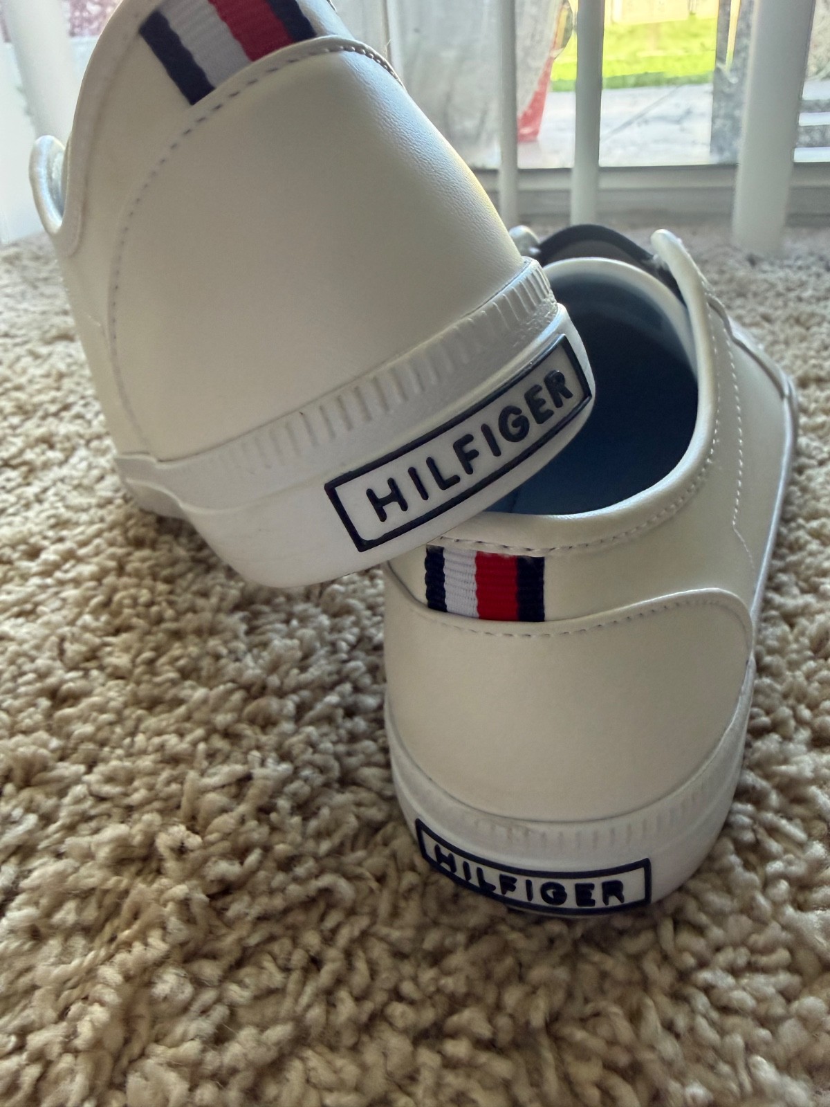 New TOMMY HILFIGER Anni Casual Sneaker Women’s Size US 7.5 M White Multi