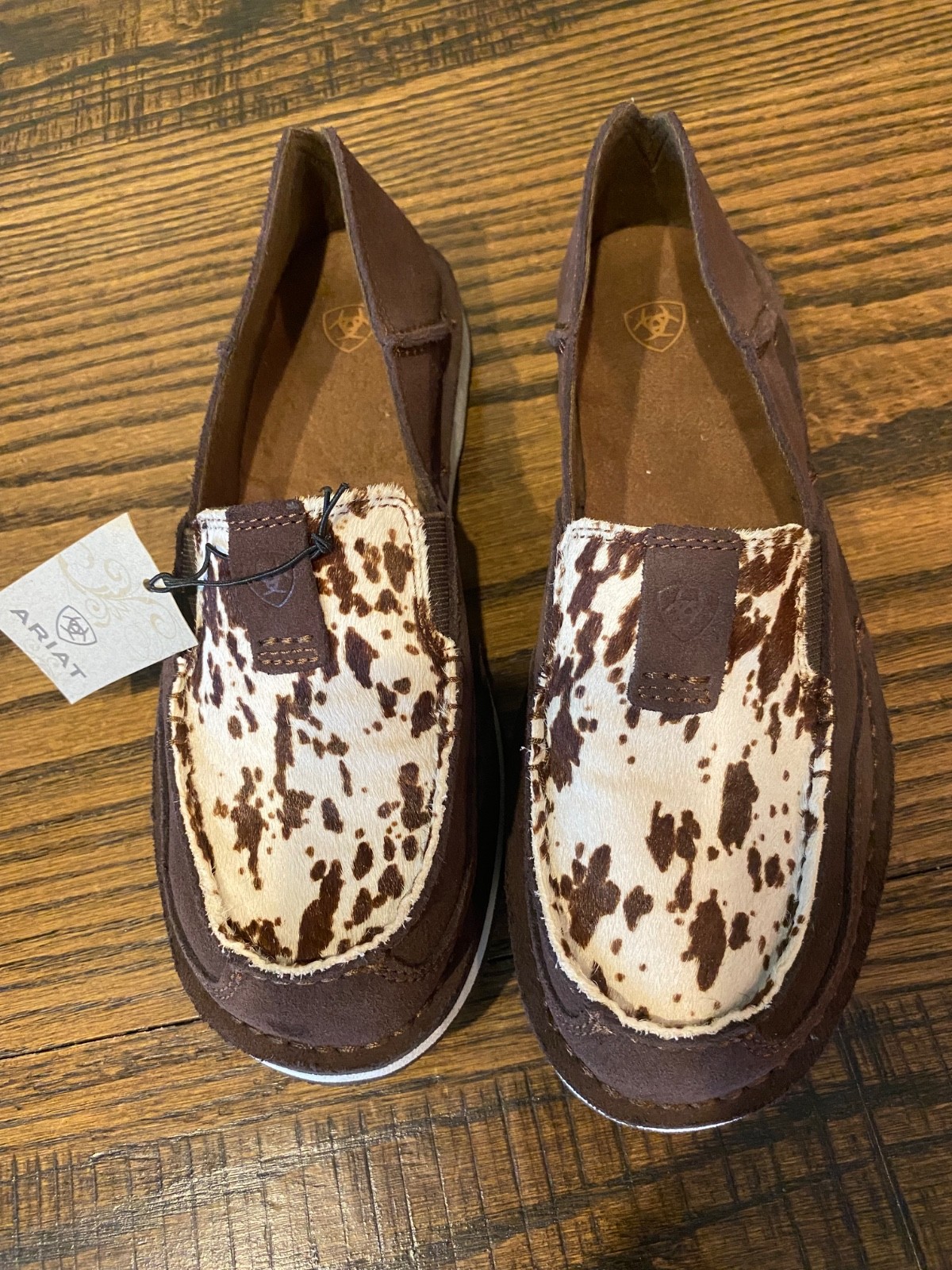 Ariat size 8.5 womens casual shoe Ariat womens cruiser shoes