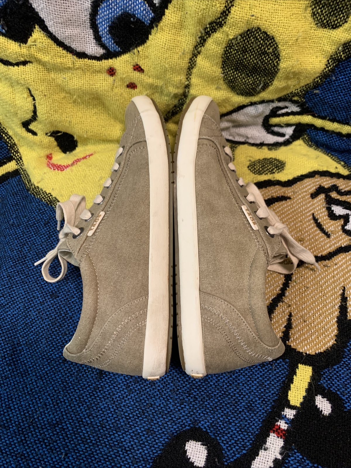 Taos Star Khaki Washed Canvas Comfort Sneakers Lace Up Shoes Womens Sz.10 GUC