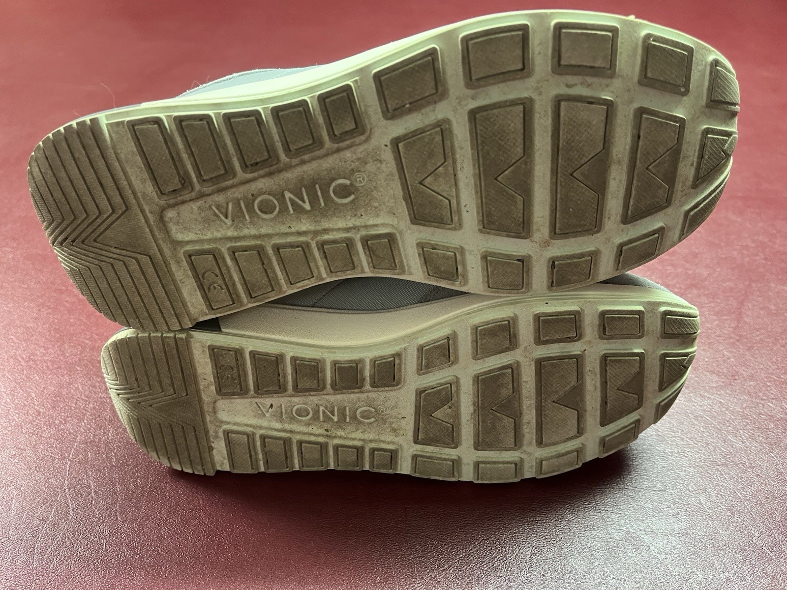 Vionic Breilyn Gray Vapor Nylon/Suede Lace-up Sneakers, Arch Support, Size 6