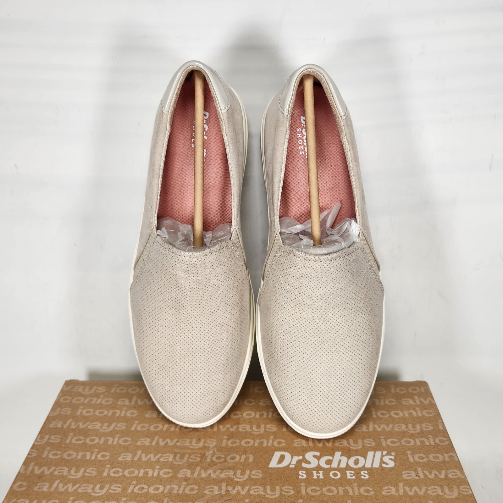 Size 9.5 WIDE – Dr Scholls Nova – Oyster