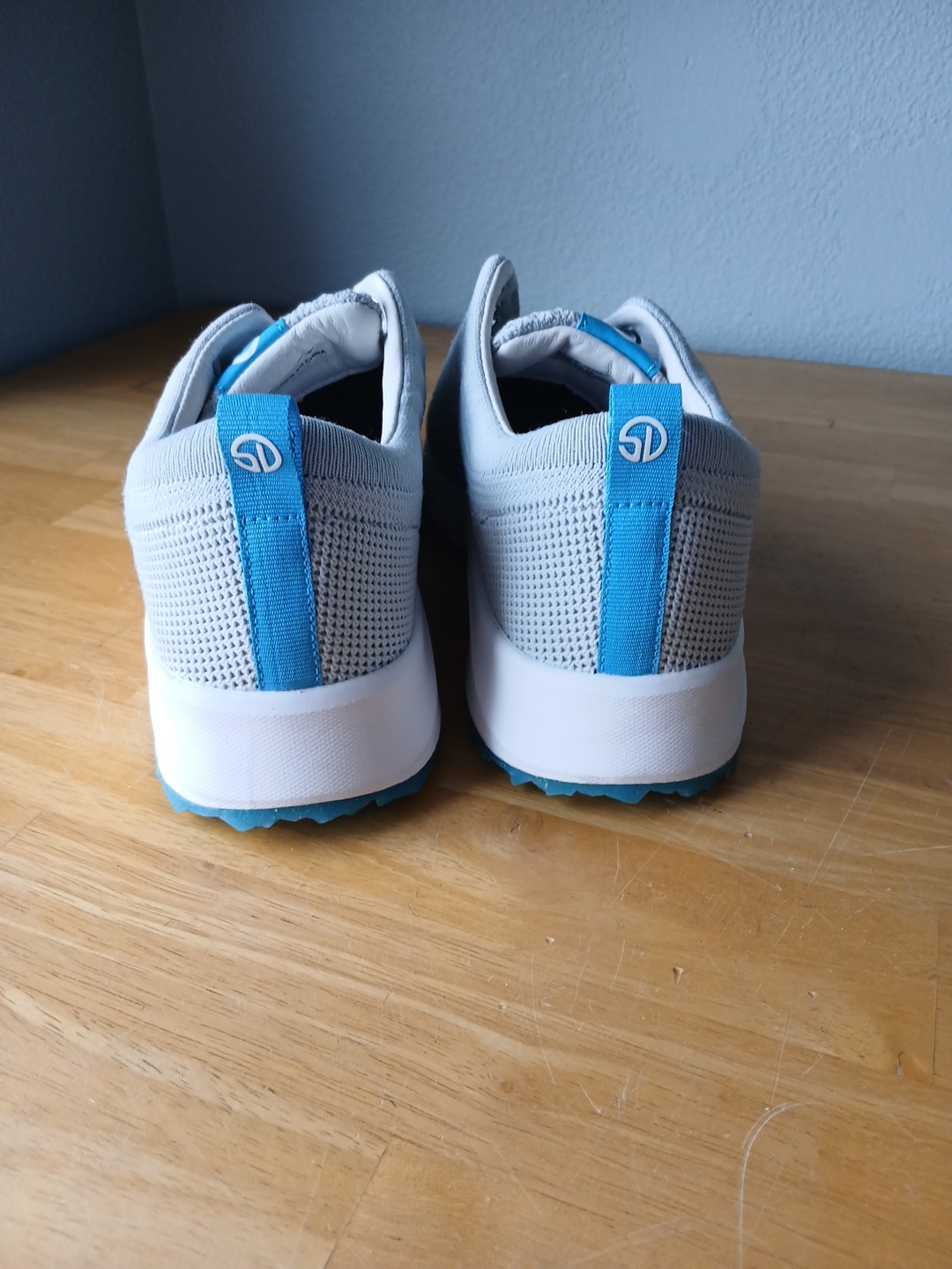 Straight Down Grey Mesh Womens Golf Shoes Size 9