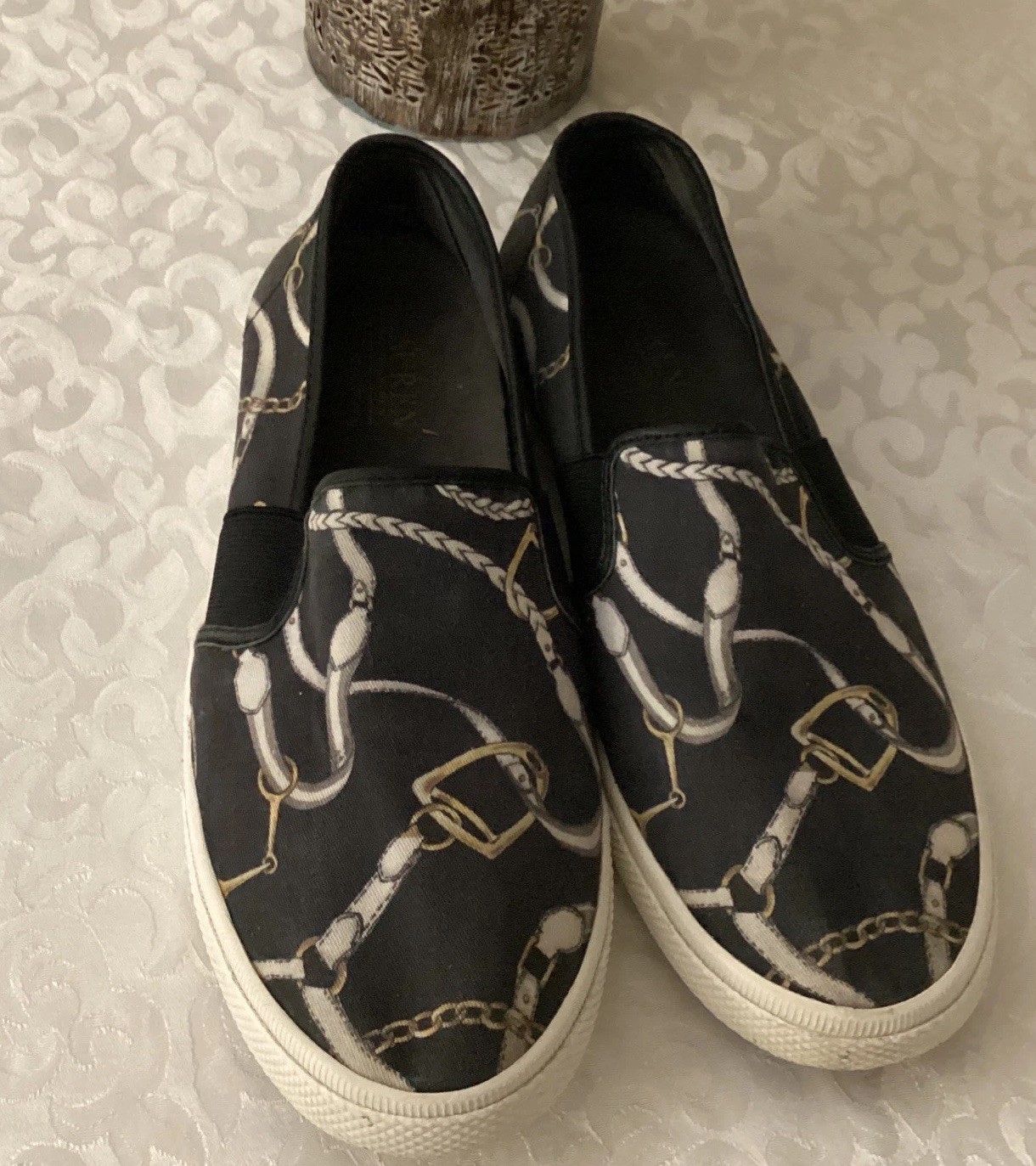 RALPH LAUREN JINNY SNEAKERS BLACK W/ EQUESTRIAN PATTERN SIZE 10 GOOD CONDITION