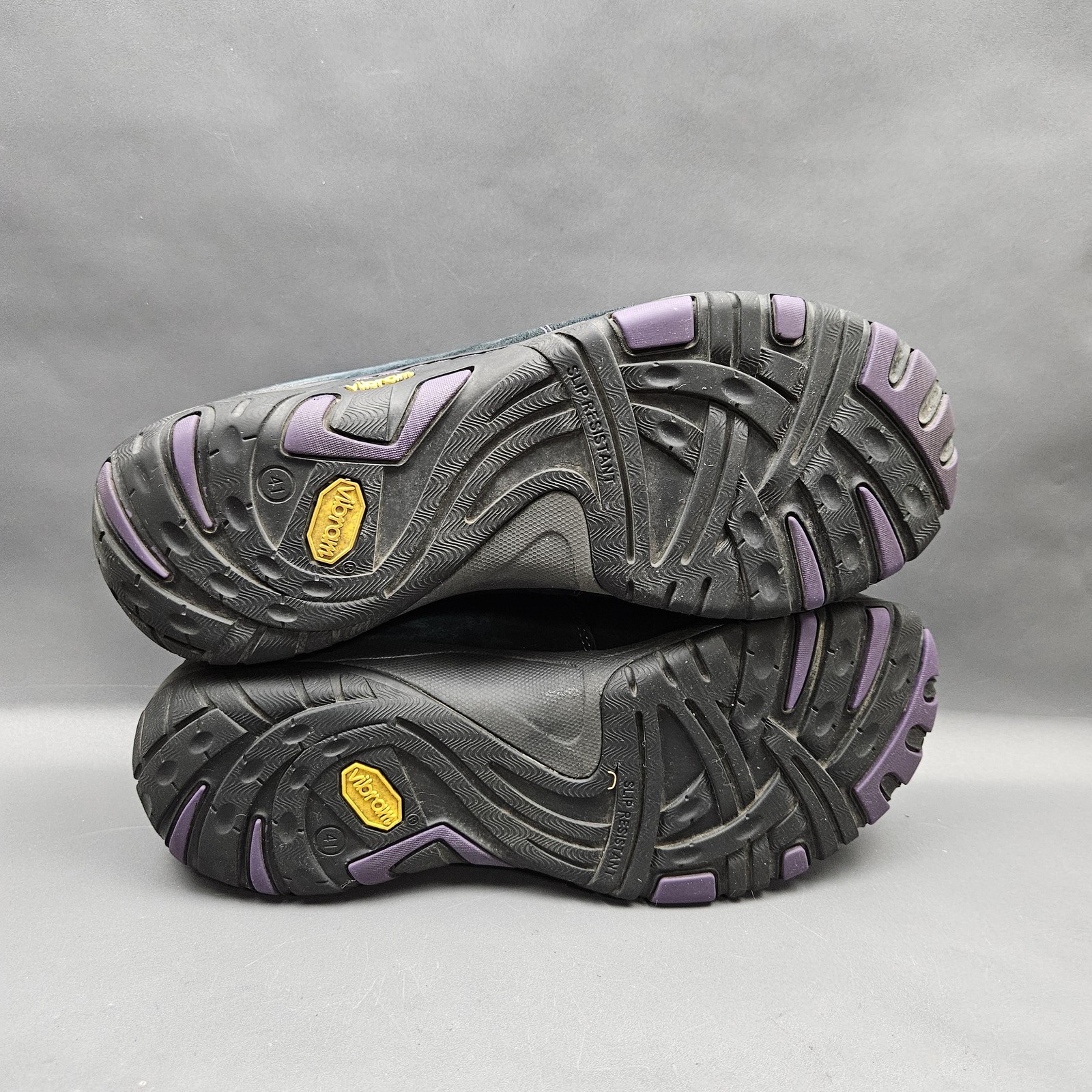 Dansko Paisley Shoes Womens 11 EU 41 Black Waterproof Vibram Walking Hiking