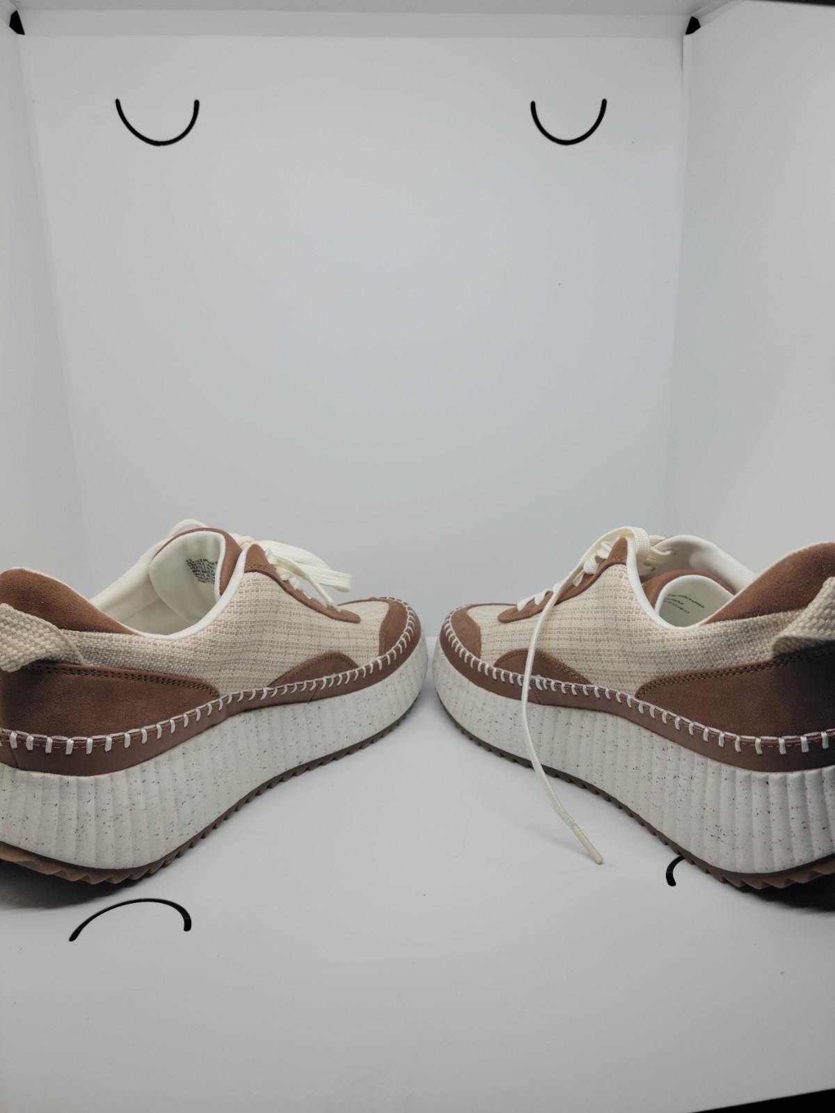 Universal Thread Womens Persephone Casual Fashion Sneakers Tan Size 12