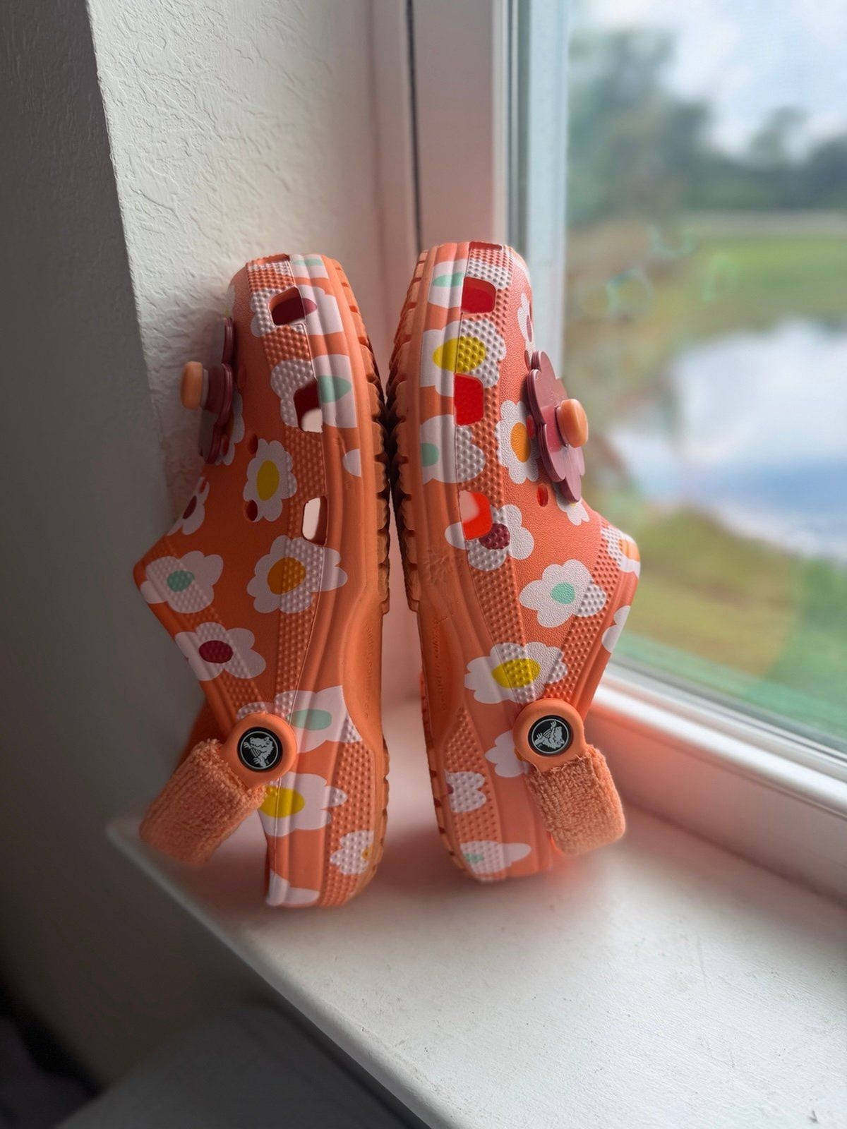 Crocs Zen Garden Sensory Orange Floral Terry Cloth Classic Clogs M 7 | W 9