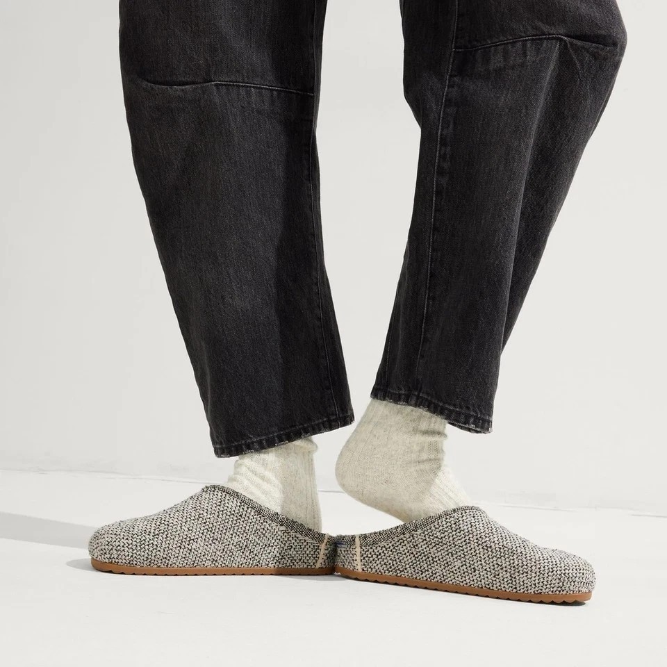 Rothy’s The Casual Clog in Cookies and Cream Bouclé Size 7