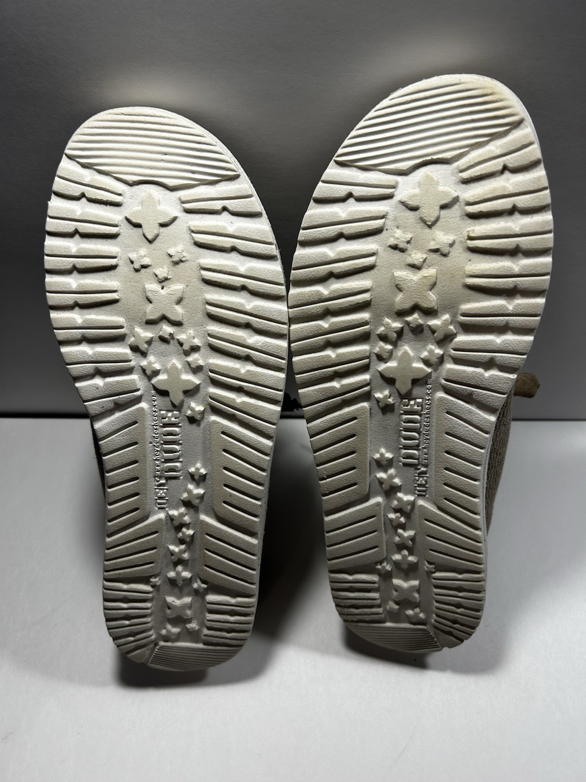 Hey Dude Wendy Wave Corduroy Olive Grey Shoes Womens Size 8 Slip On Loafers