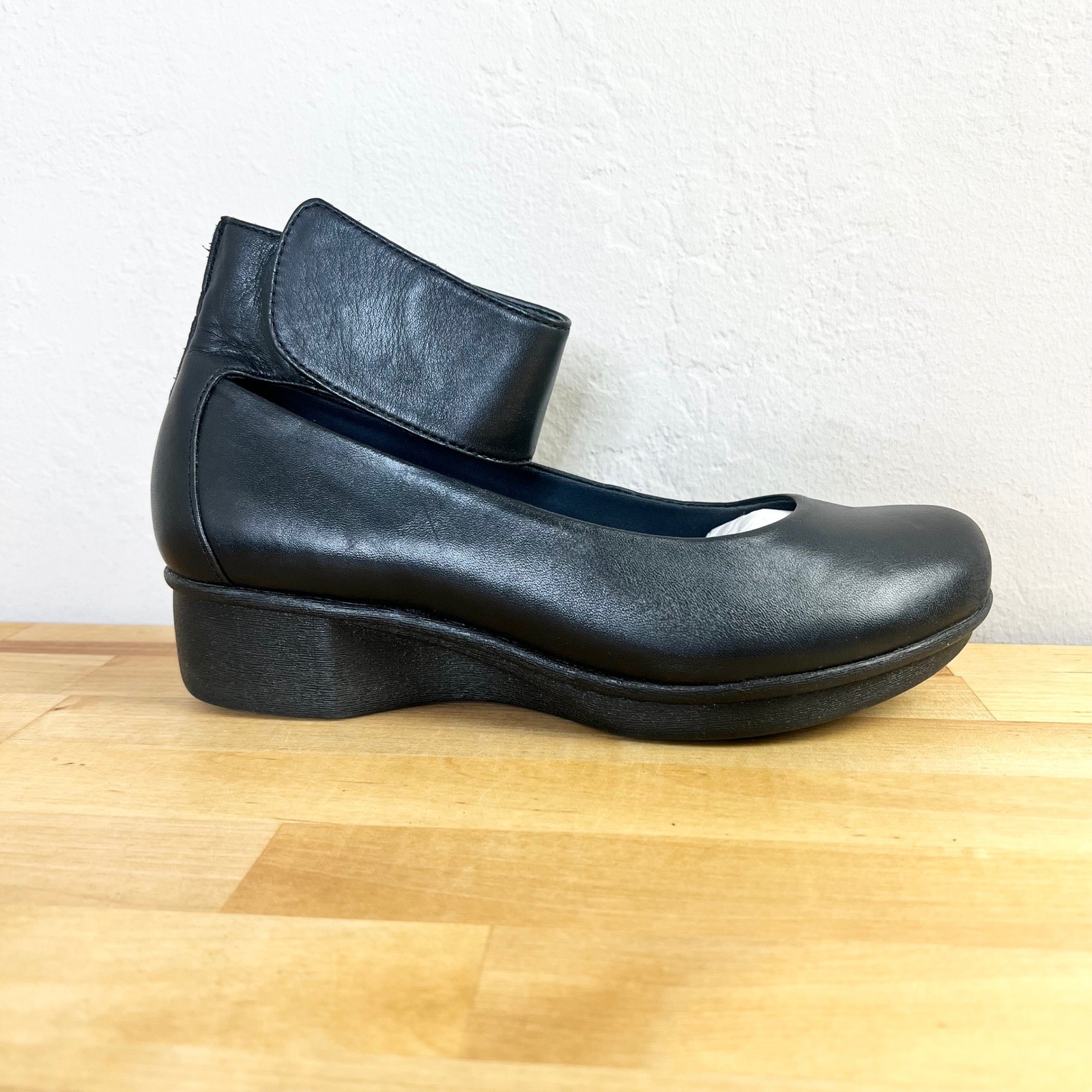 Dansko Shoes Lulu Size 37 Black Leather Ankle Strap Wedge Mary Jane Hook Loop