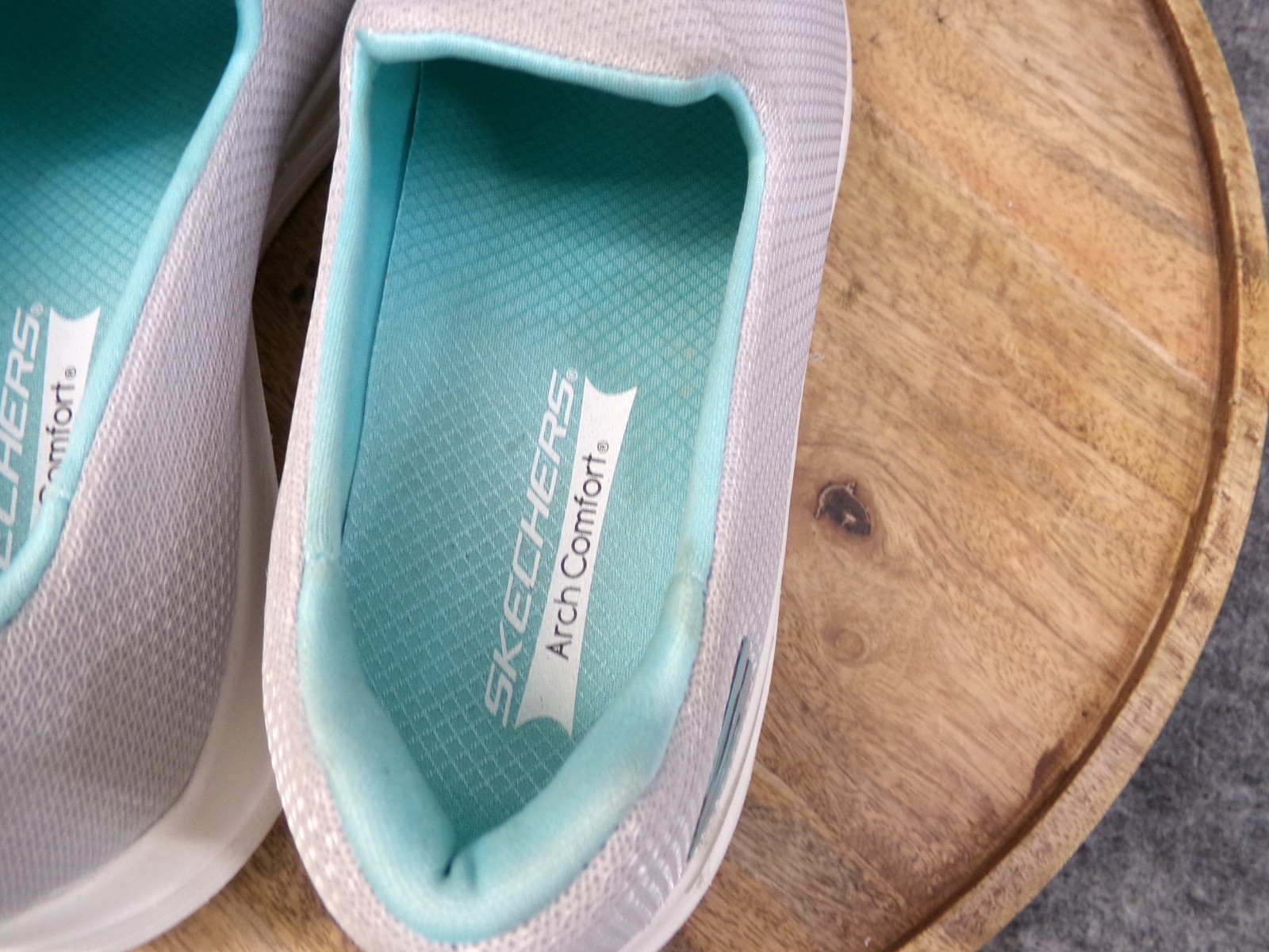 Skechers Arch Comfort Womens Size 10 US Gray Teal Athletic Slip On Shoes 56126