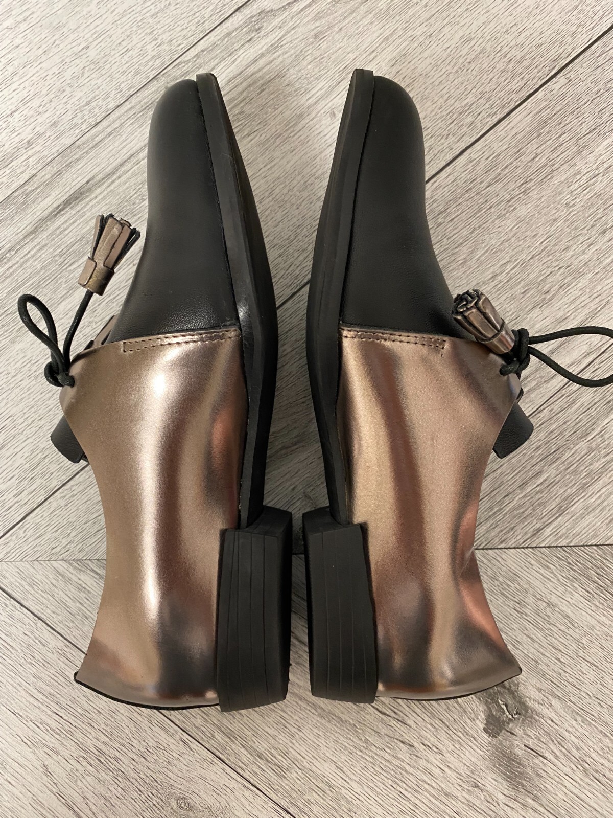 All Black Womens Black Silver Leather Colorblock Tassel Oxford Slip-On Shoes 36