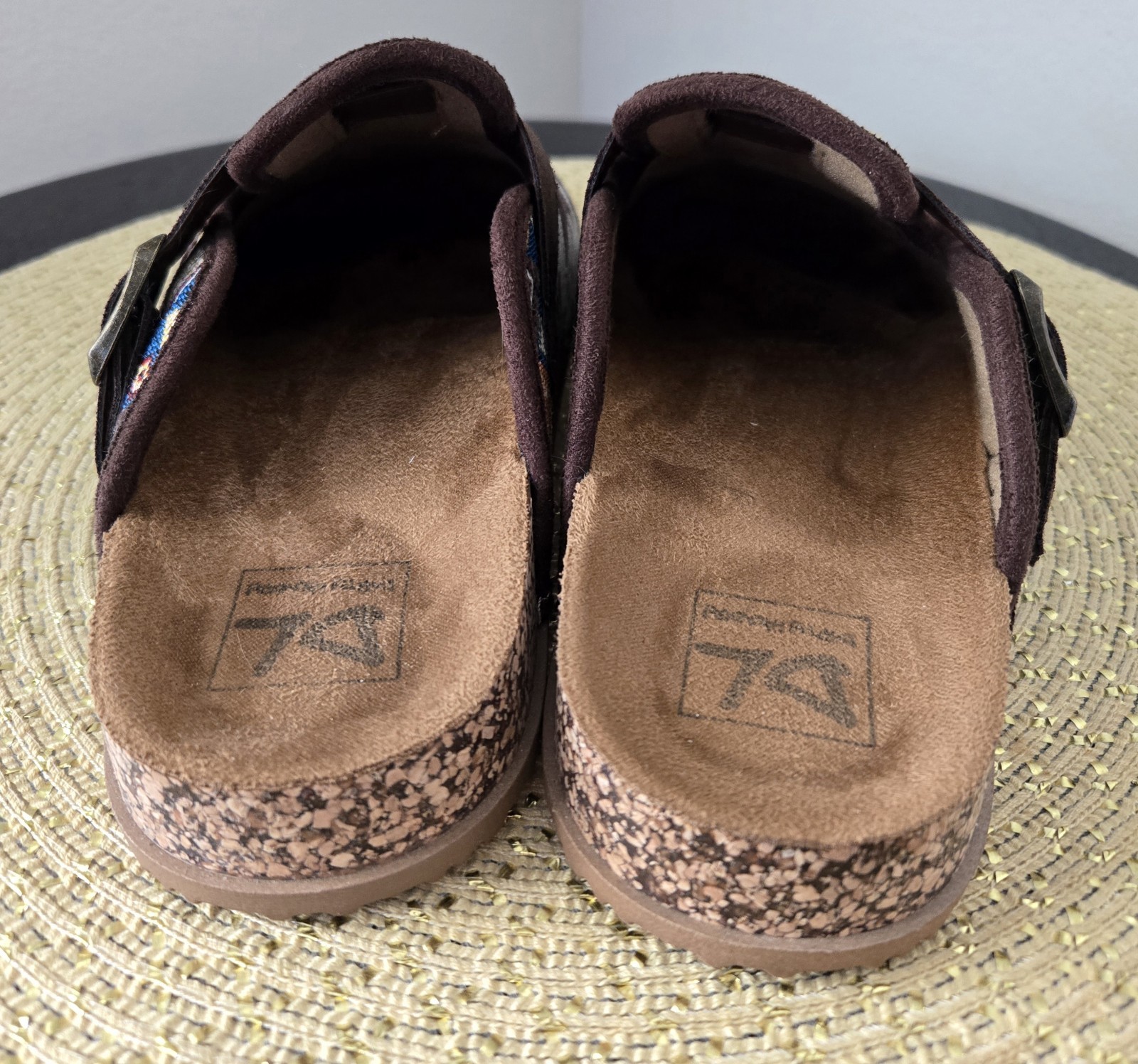 Dirty Laundry Bohemian Tapestry AZTEC Pattern Slide On Clogs Womens US 7 Artsy