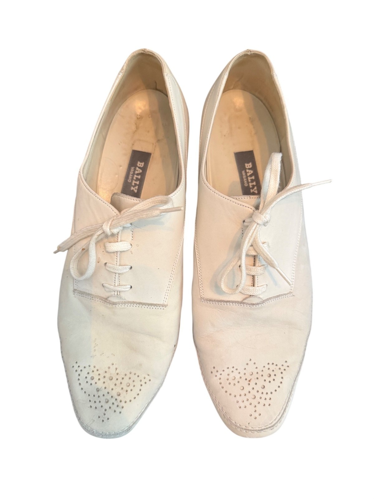 Bally Womens Vasano White Leather Oxford Shoes Size 7.5 Perforated Toe Design