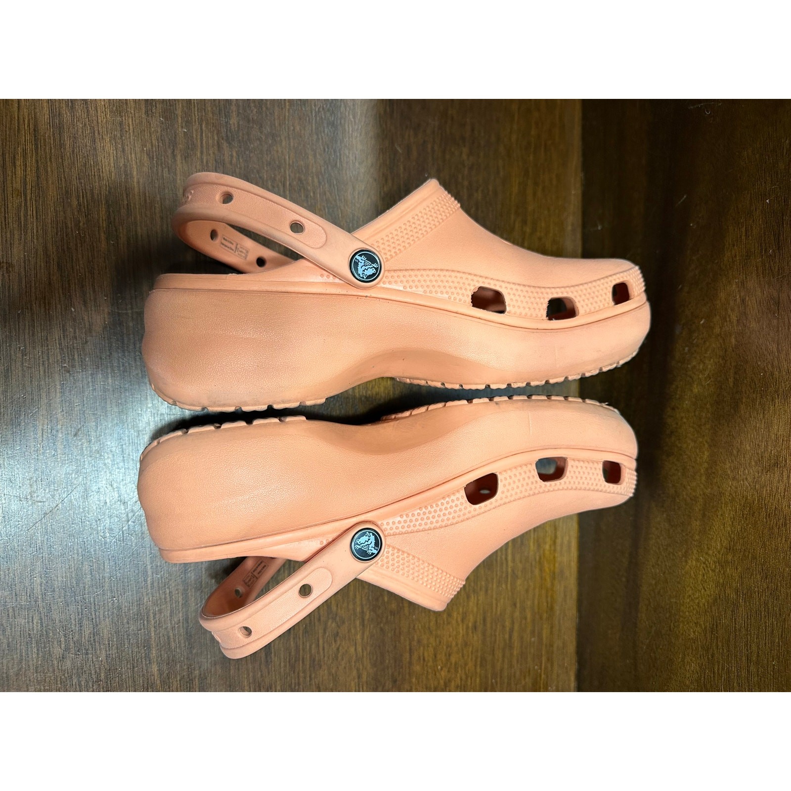 Crocs Classic Platform Clog Women 10 Comfy Lounge Retro Grunge Preppy Comfort