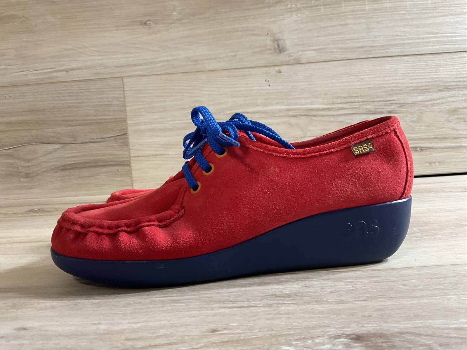 SAS Siesta Shoes Womens Size 7.5 M Red Suede Lace Up Comfort USA Handsewn