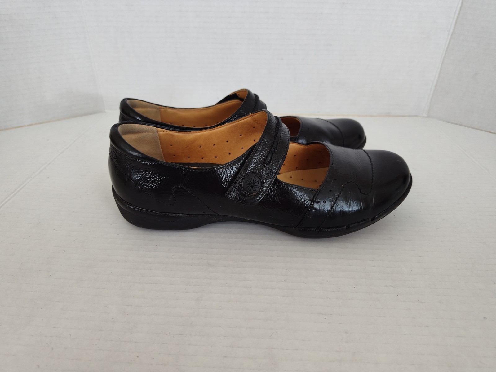 Clarks Unstructured Artisan Black Patent Leather Maryjane Shoes size 7.5