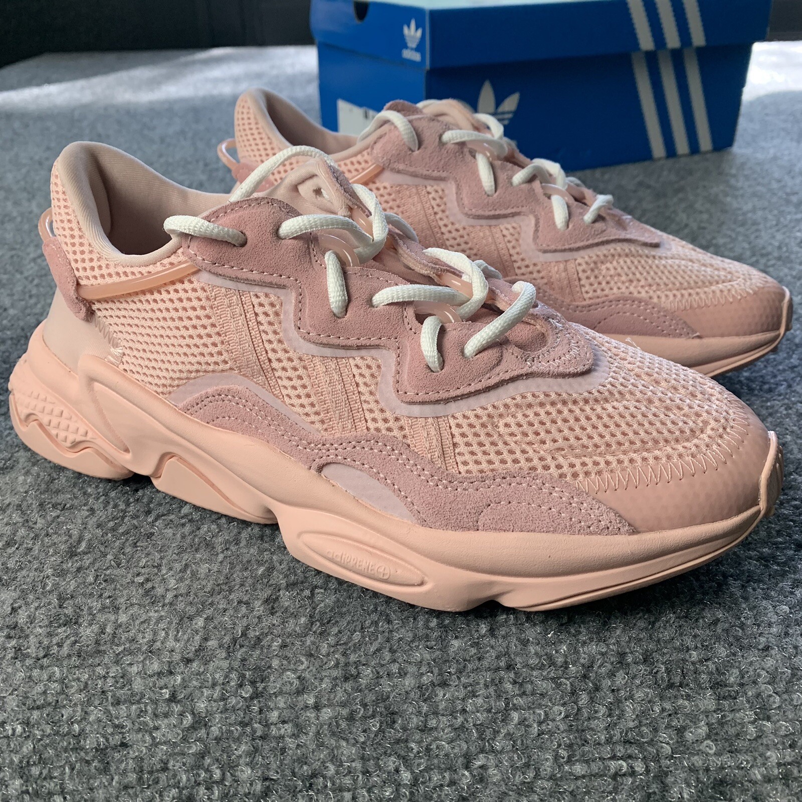 ADIDAS Ozweego Shoes Women’s Vapor Pink Hq6682 Size 7.5 US “New Without Box”