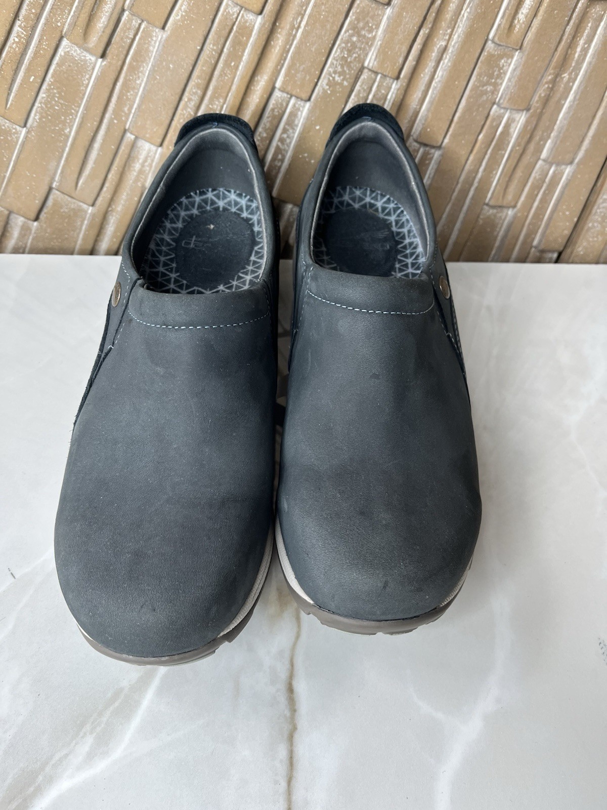 Dansko Patti Navy Nubuck Leather Sz 39 Slip On Shoes Vibram Sneakers Wm Us 8.5 9