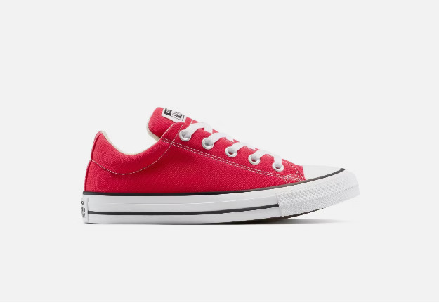 Converse Chuck Taylor All Star Low Top Red 9 Women Sneaker New