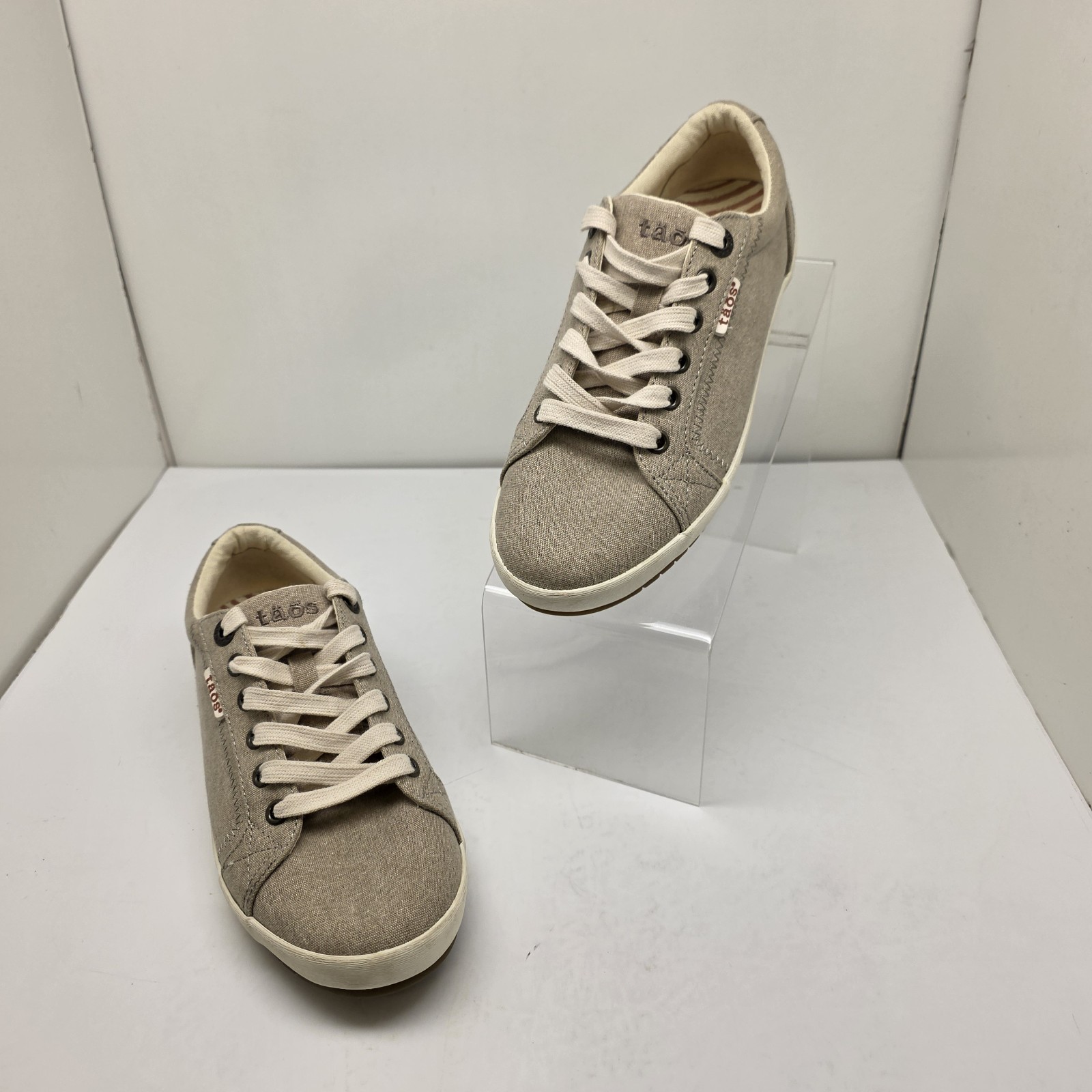 Taos Shoes Womens Star Tan Khaki Wash Canvas Comfort Sneakers Size 6.5 W Wide