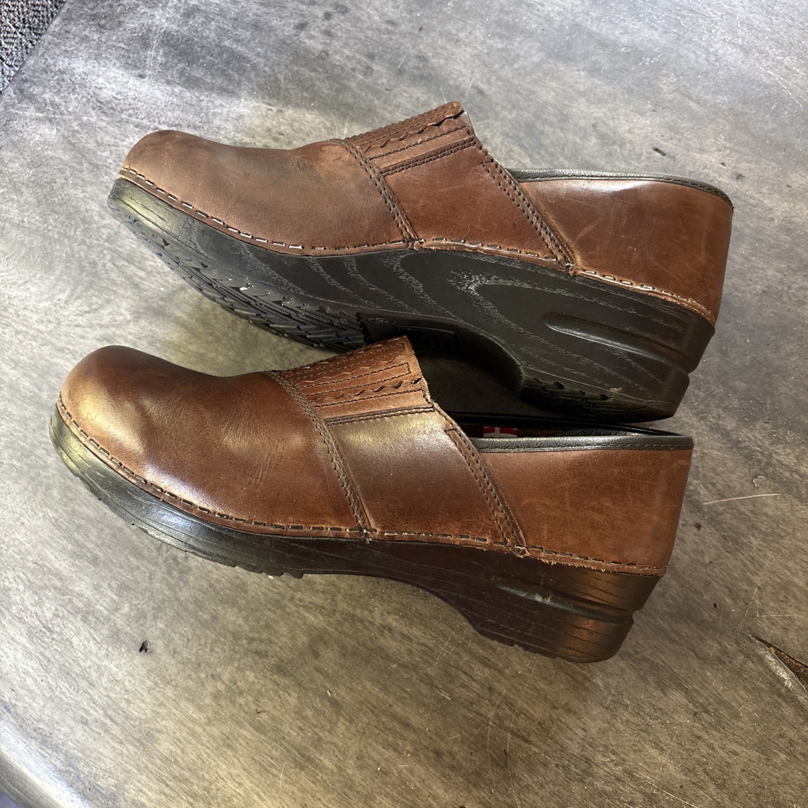 Sanita Shoes Womens 39 Brown The Original Danish Comfort ortho Clogs Leather Low