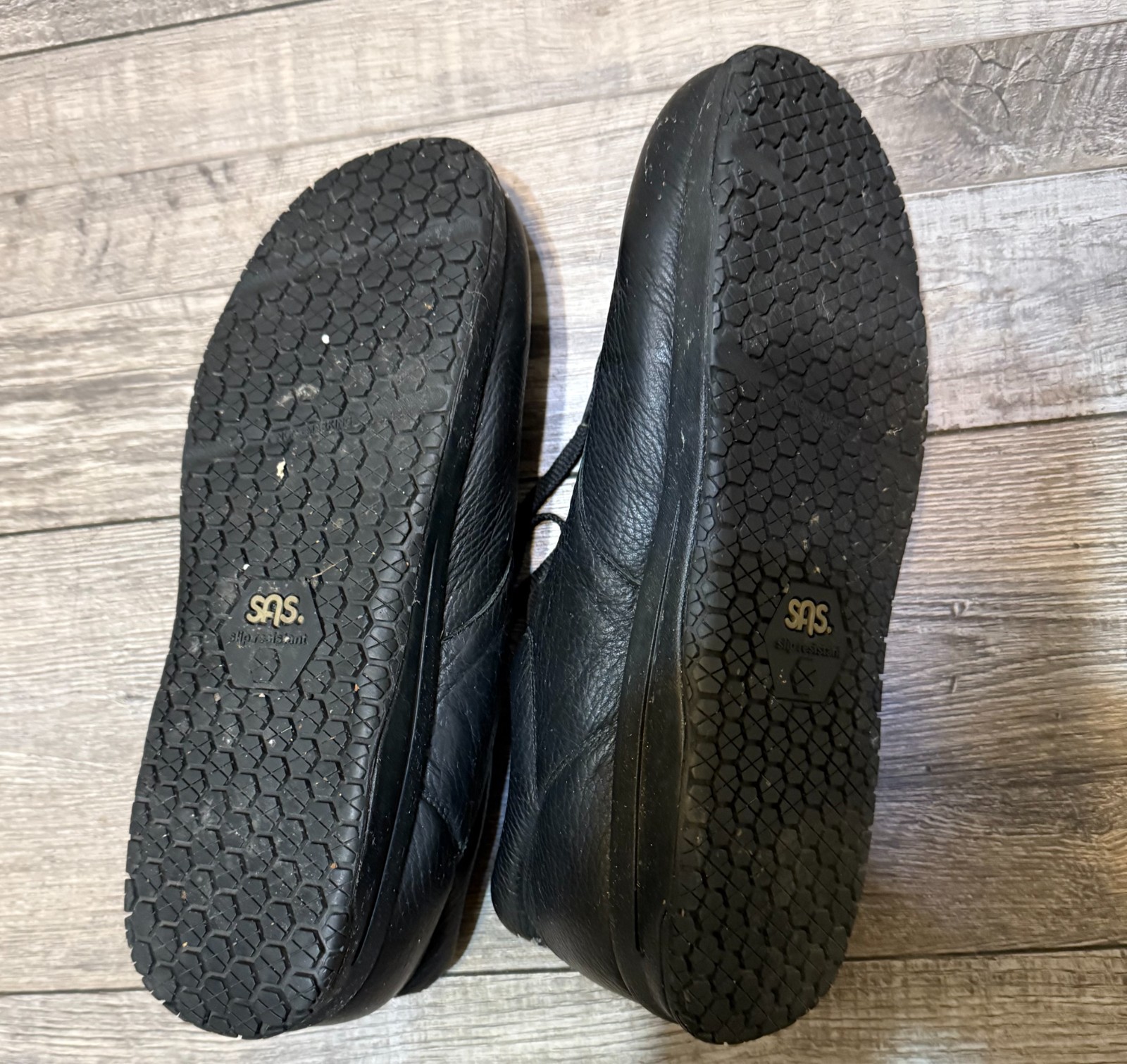 SAS Liberty women’s black leather slip resistant shoes with sole inserts size 11