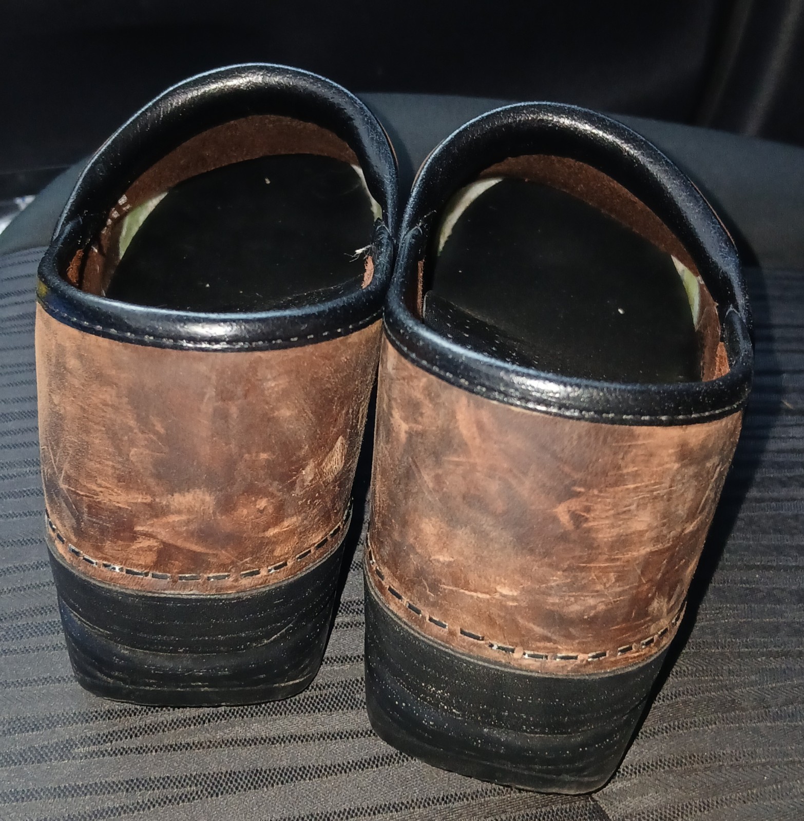 Dansko Women’s Professional Clogs, Size 39, US 8.5 9, Antique Brown, Oiled