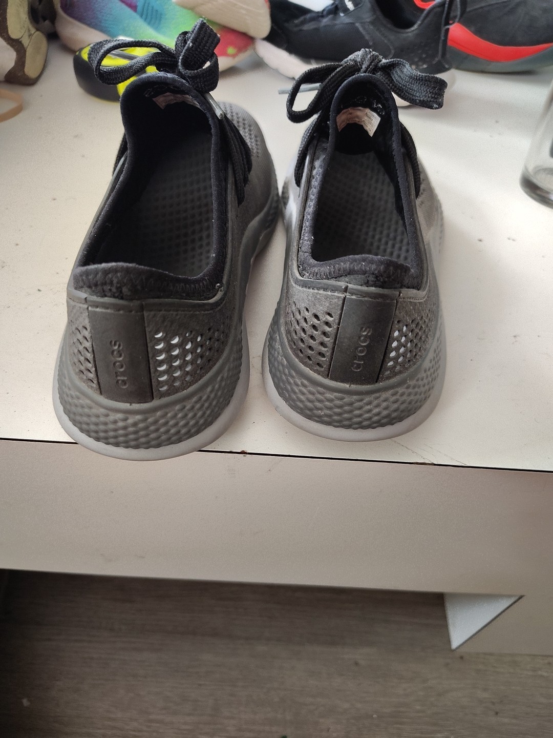 Crocs LiteRide 360 Pacer Sneakers Shoes Women’s Size 8 Black Slate Gray 206705